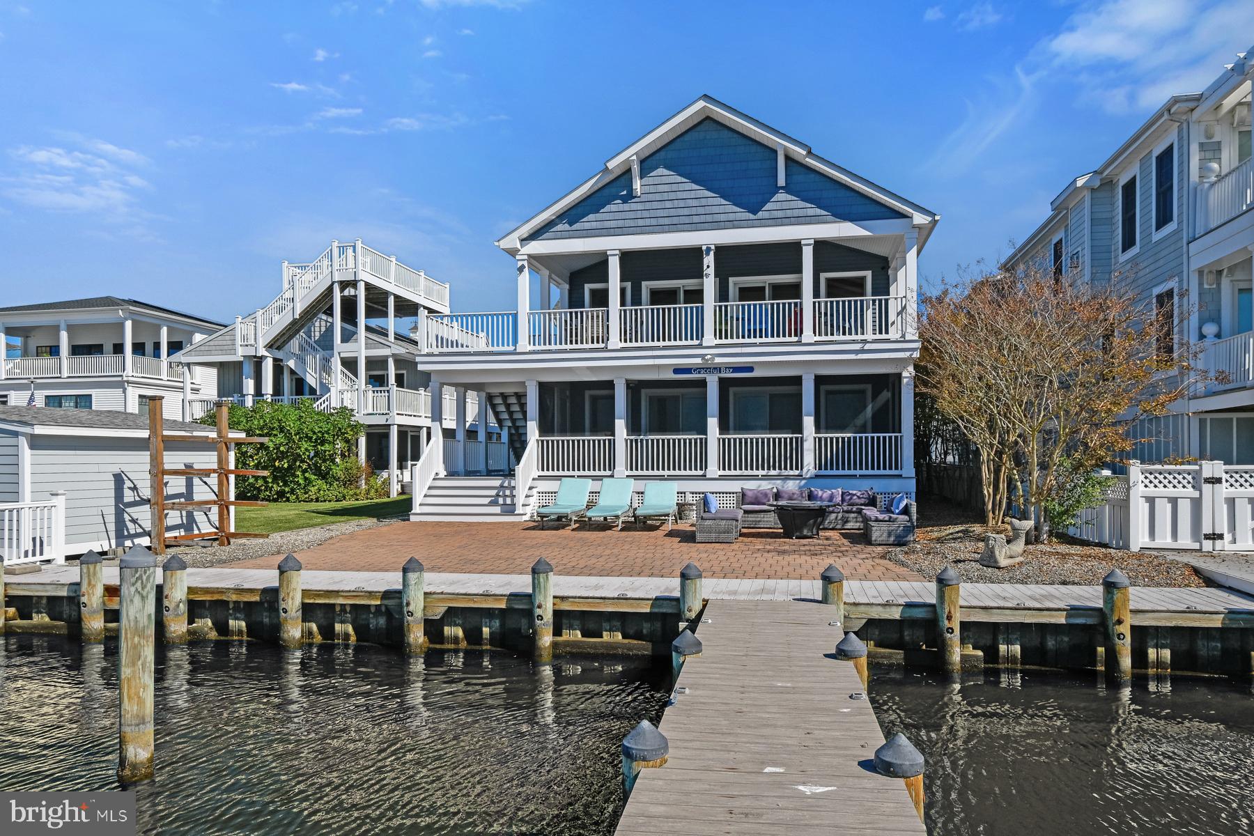 1502 BAY STREET