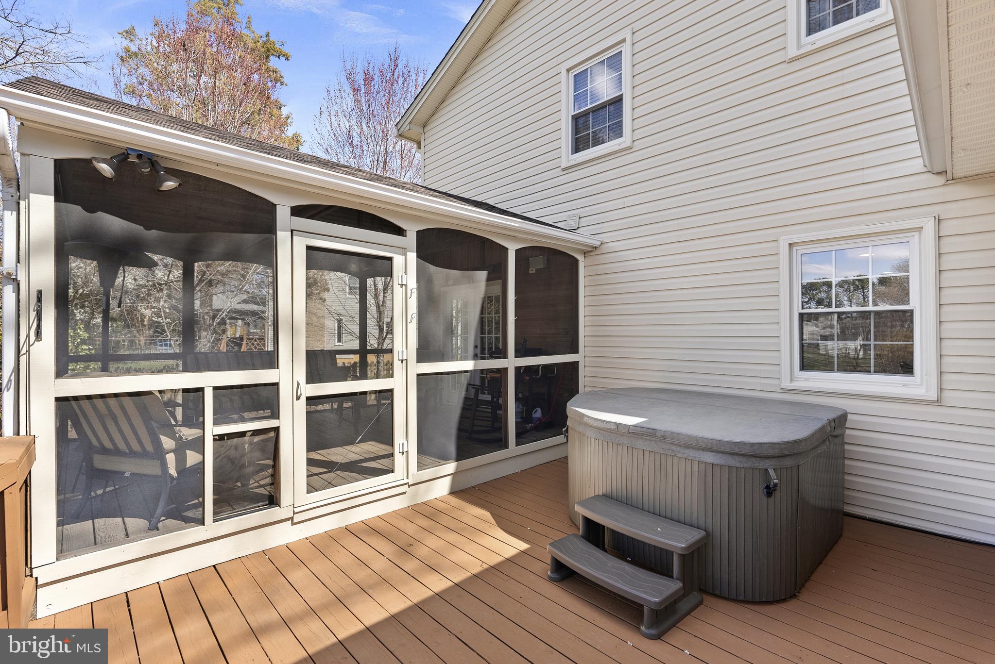 BROOKFIELD WOODS - Residential