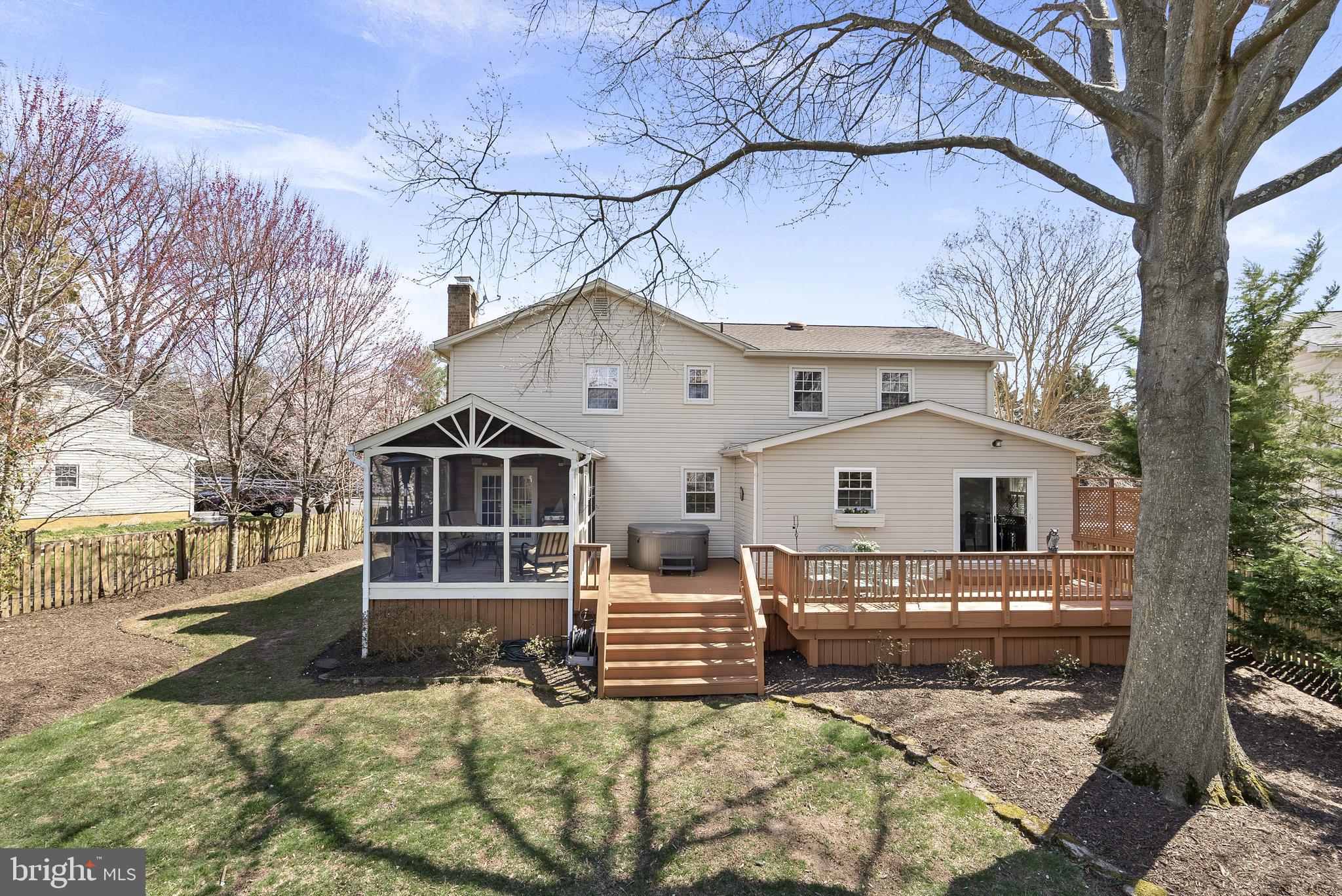 BROOKFIELD WOODS - Residential