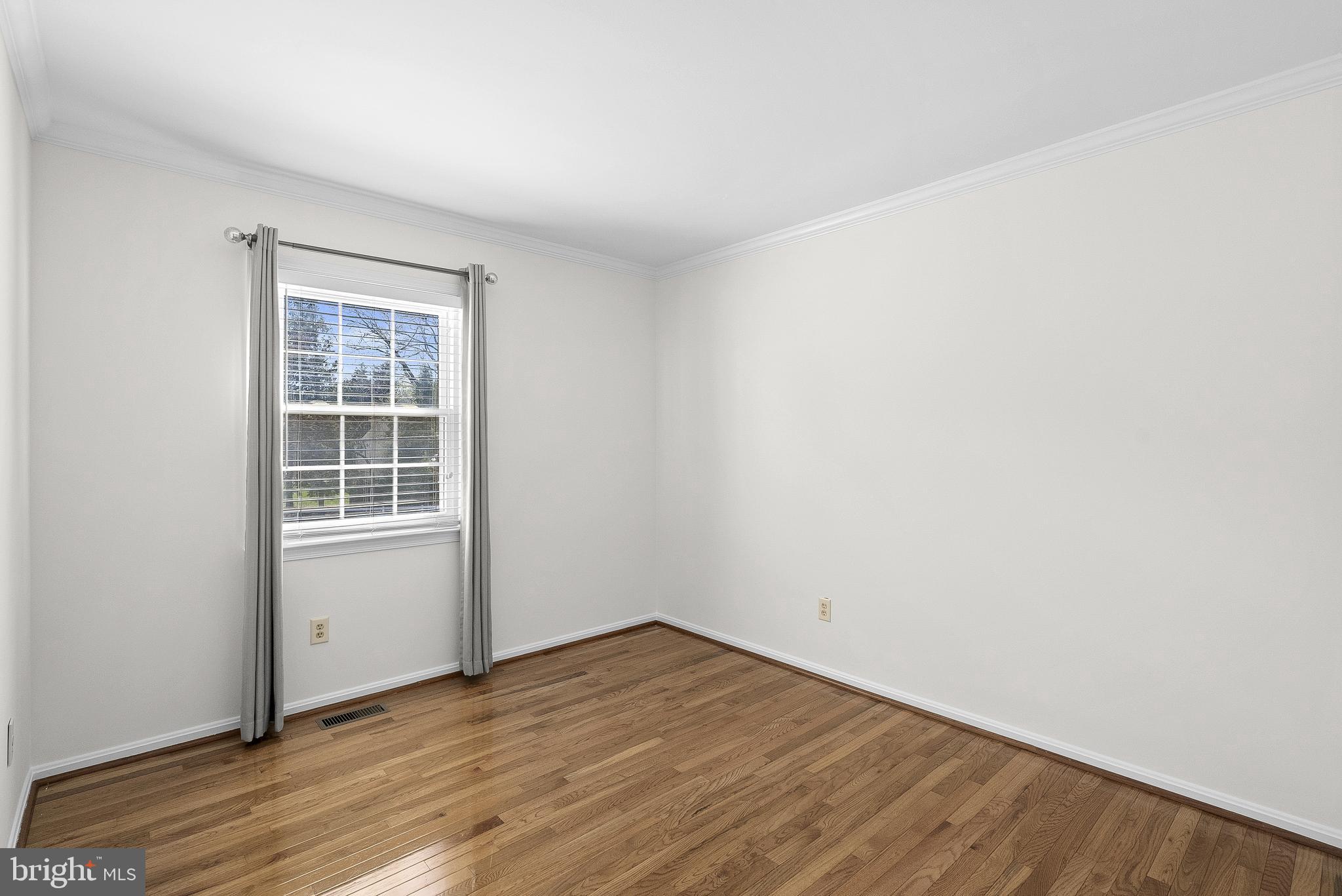 BROOKFIELD WOODS - Residential