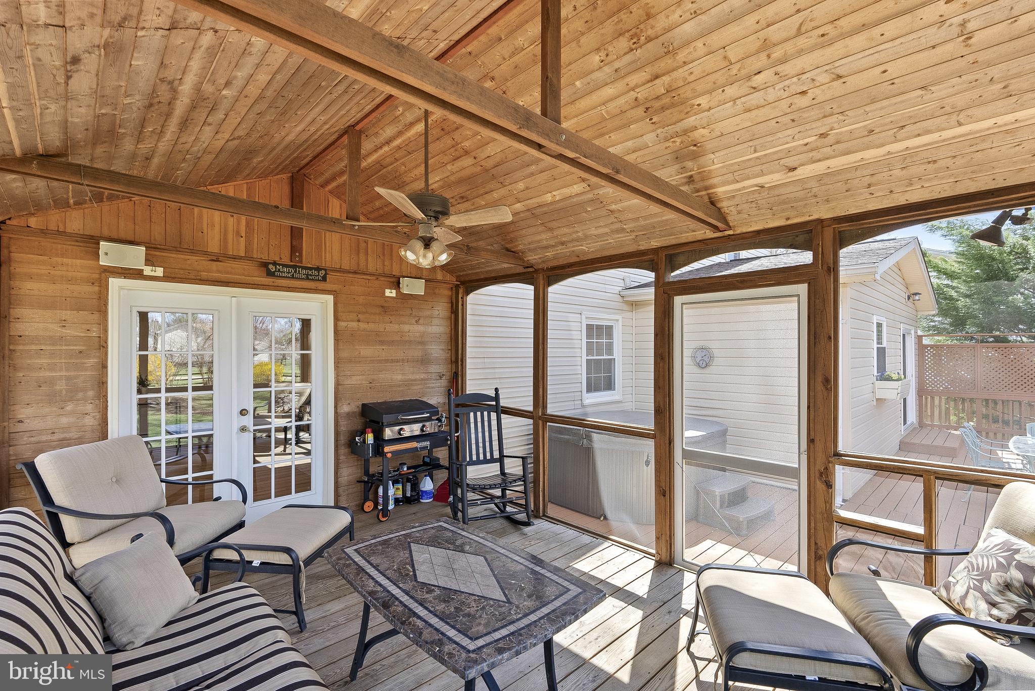 BROOKFIELD WOODS - Residential