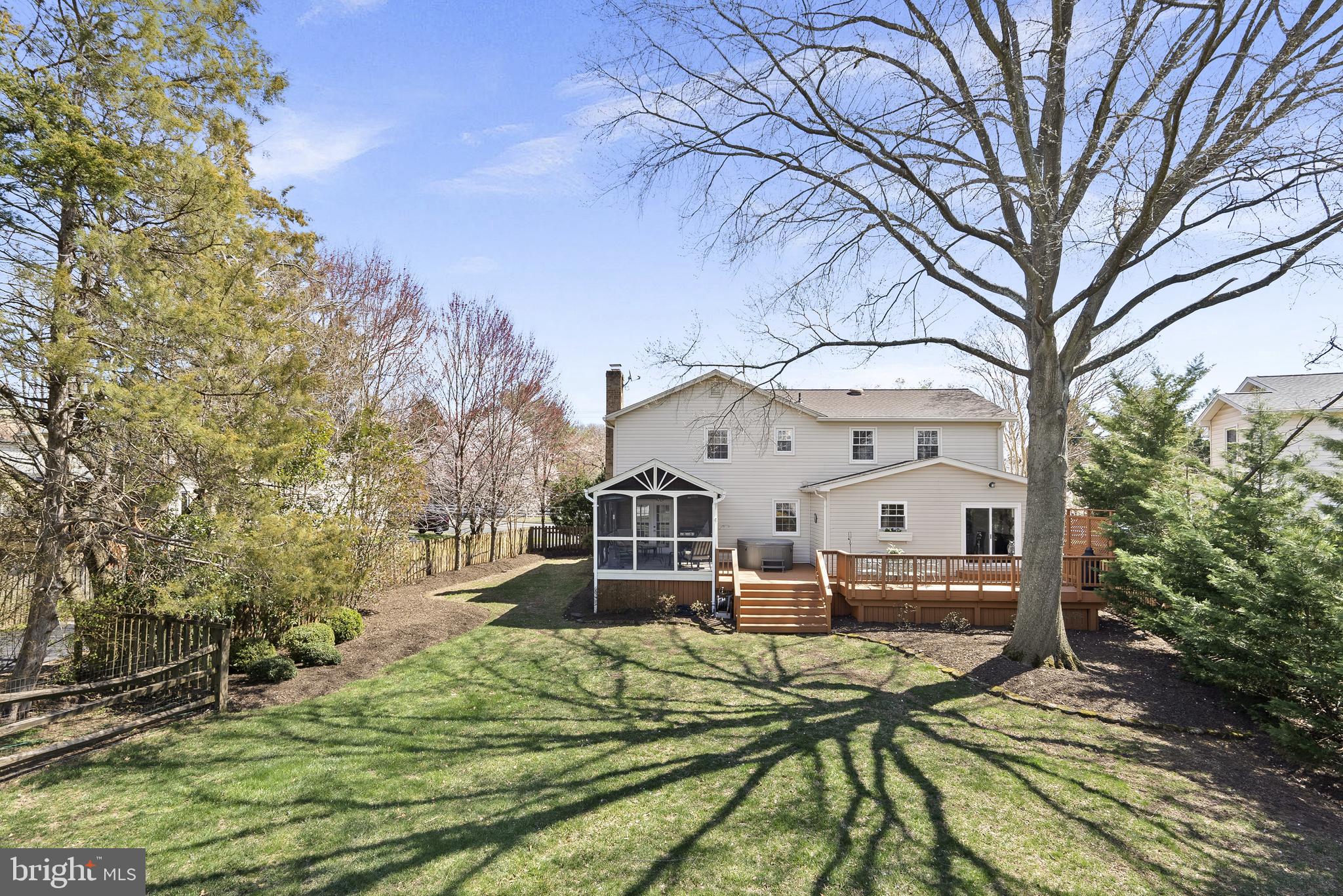 BROOKFIELD WOODS - Residential