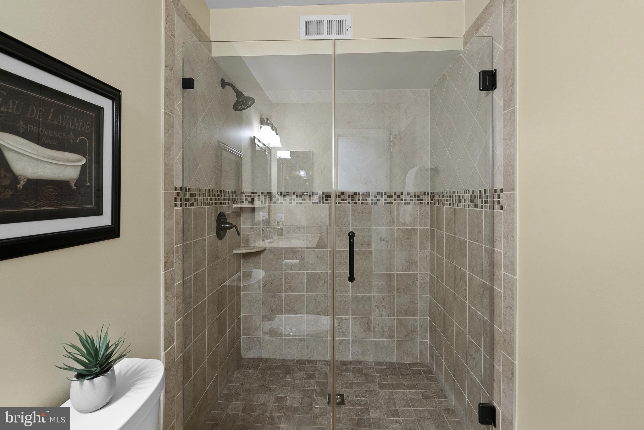 BROOKFIELD WOODS - Residential