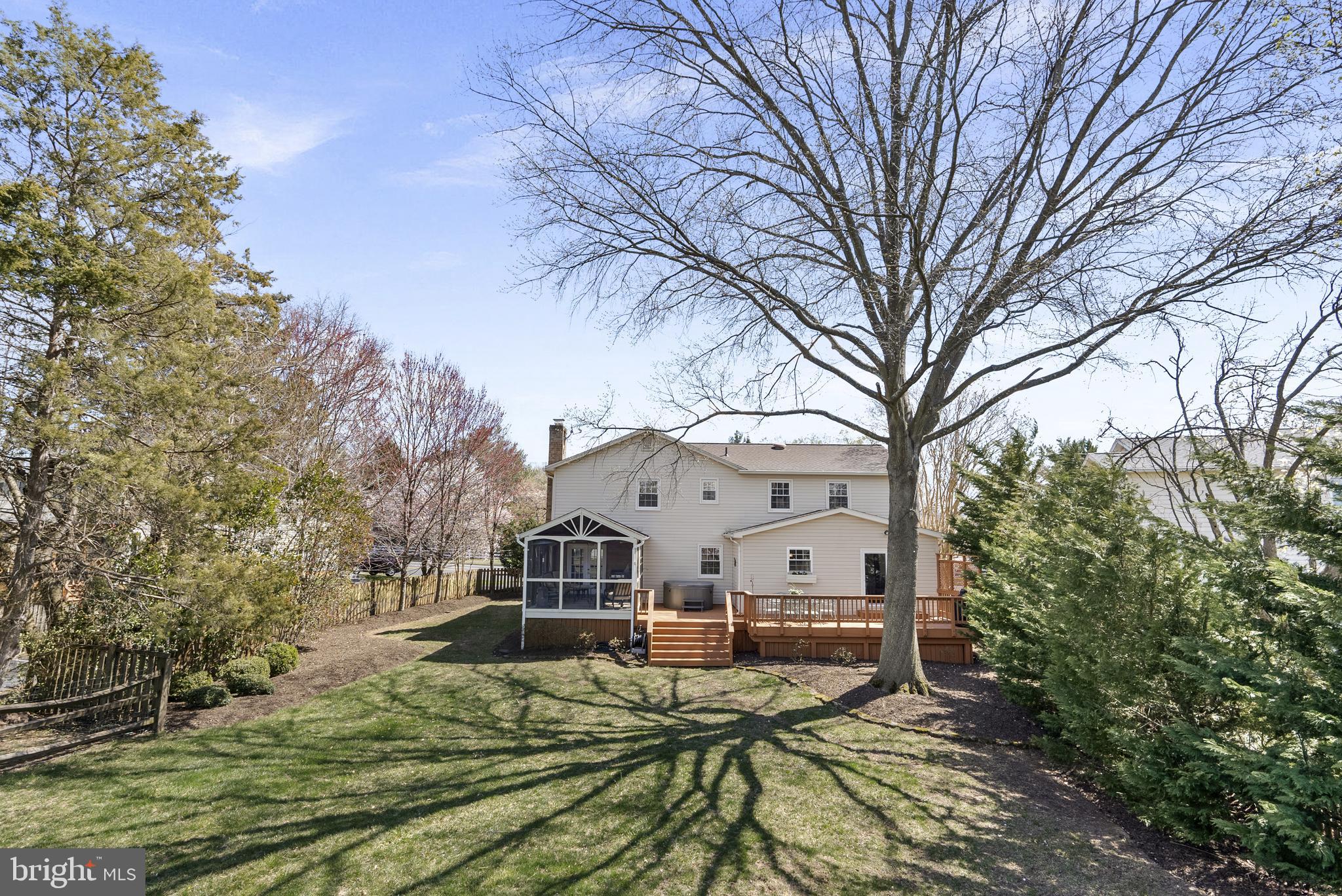 BROOKFIELD WOODS - Residential