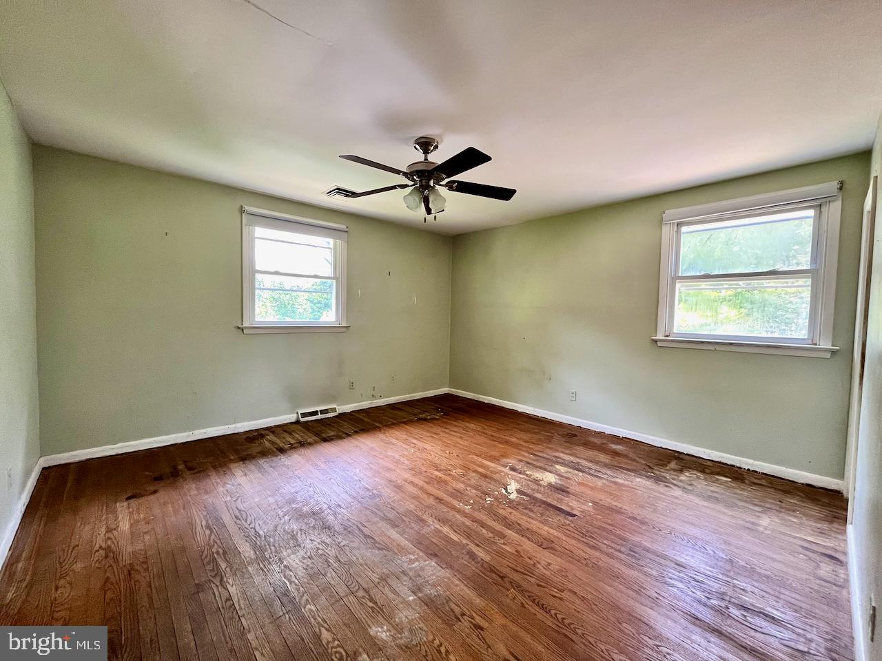 MEADOWLANDS MANOR - Residential