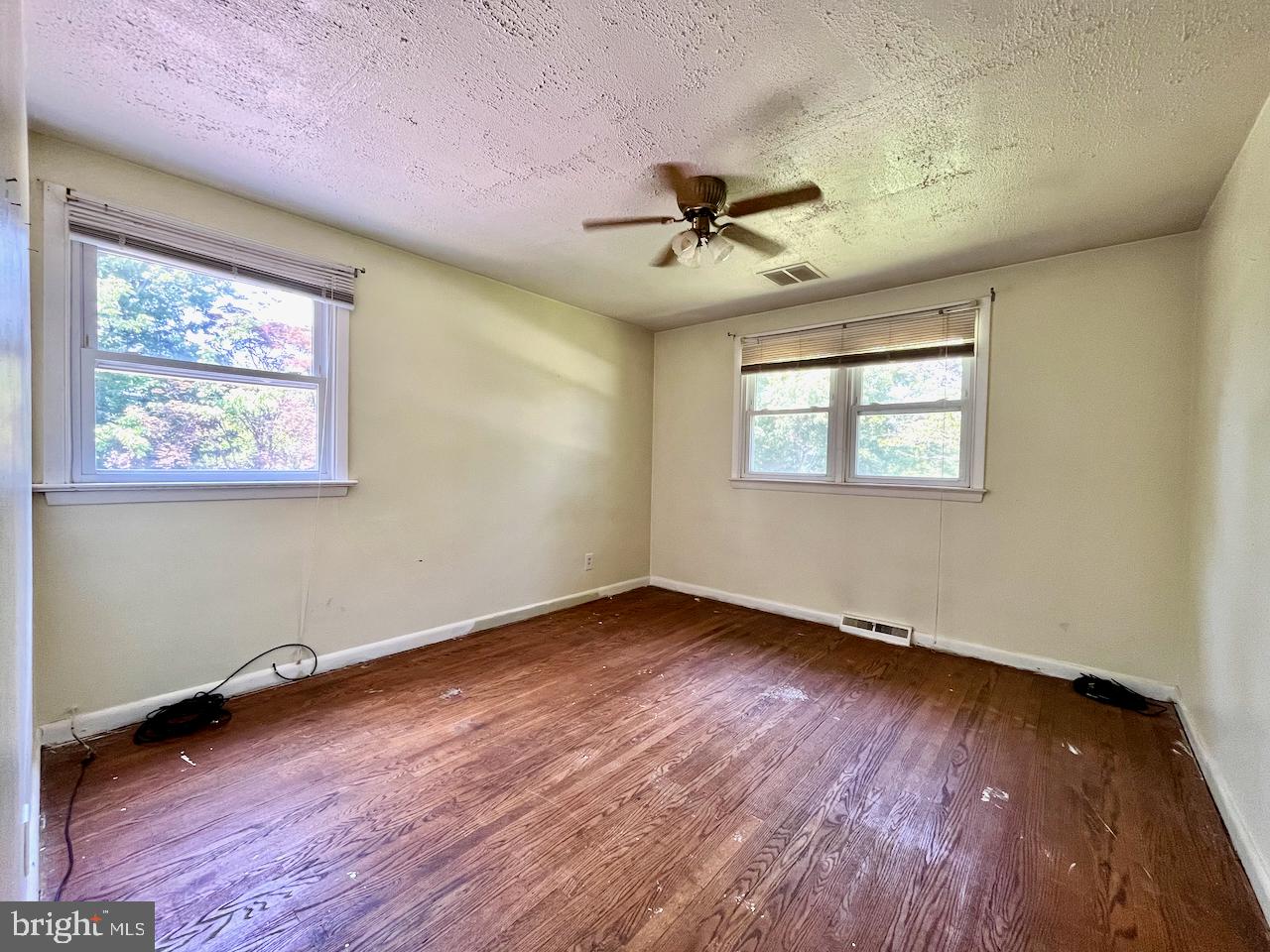 MEADOWLANDS MANOR - Residential