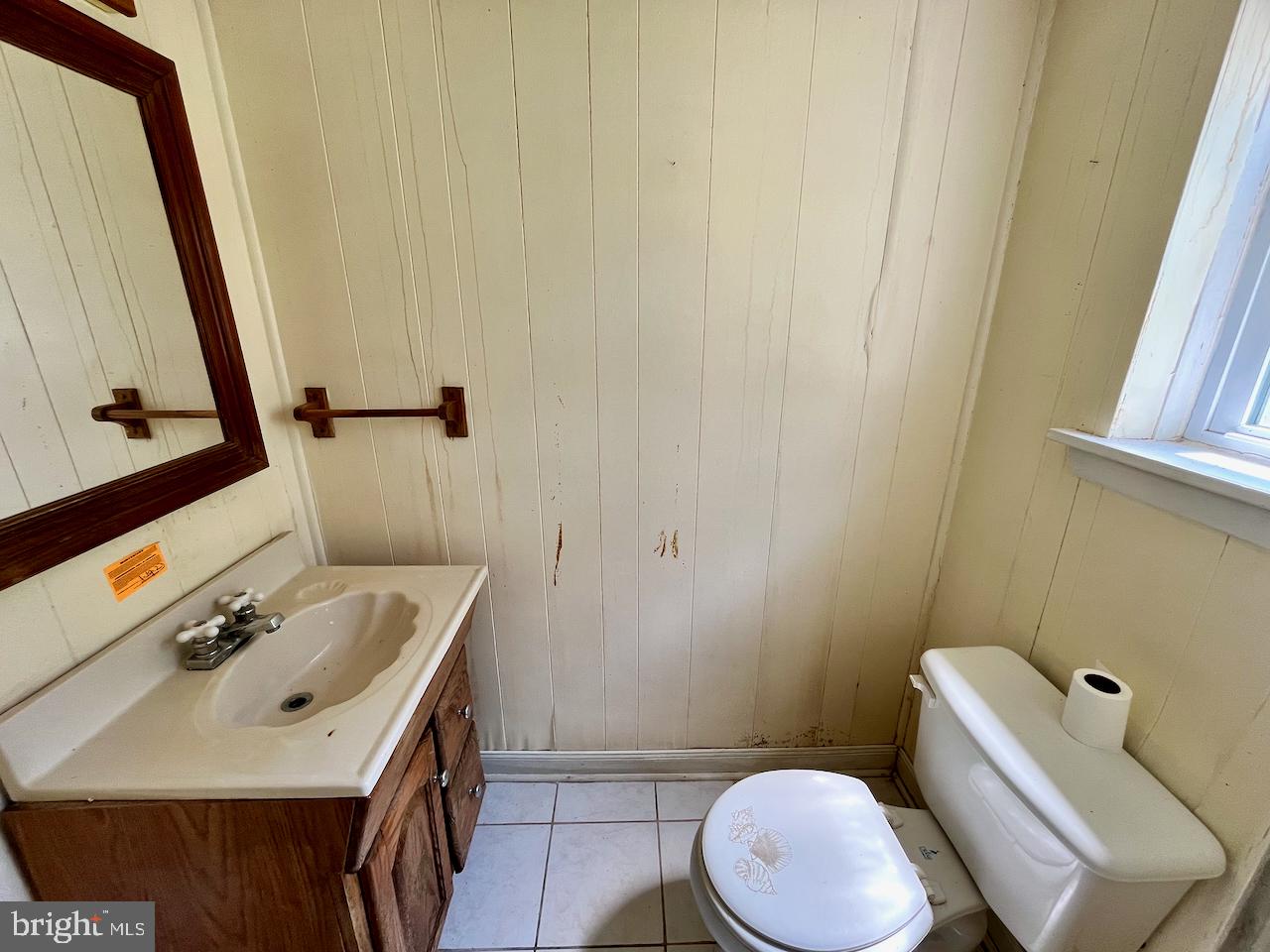 MEADOWLANDS MANOR - Residential