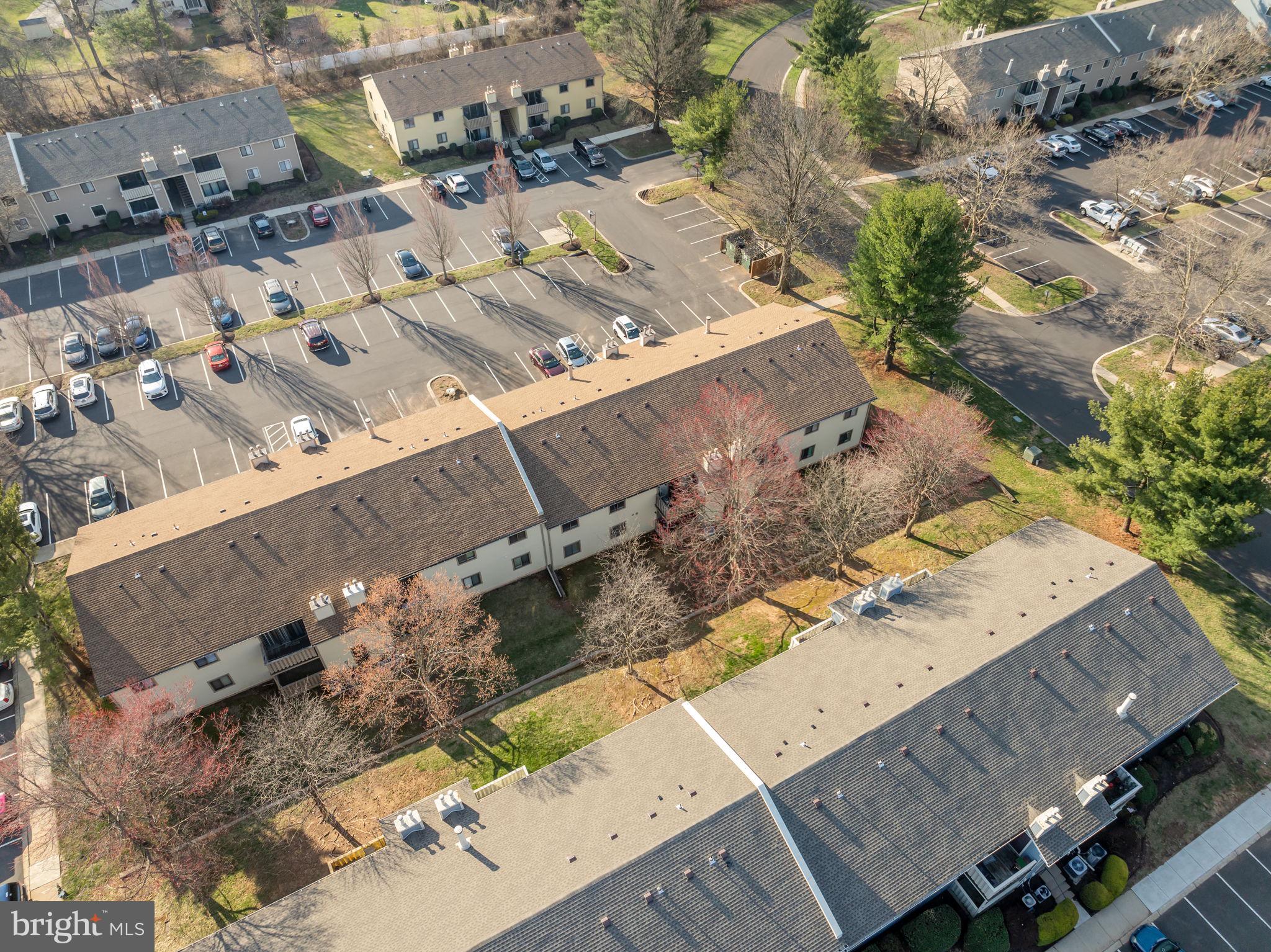 WOOD HOLLOW - Residential