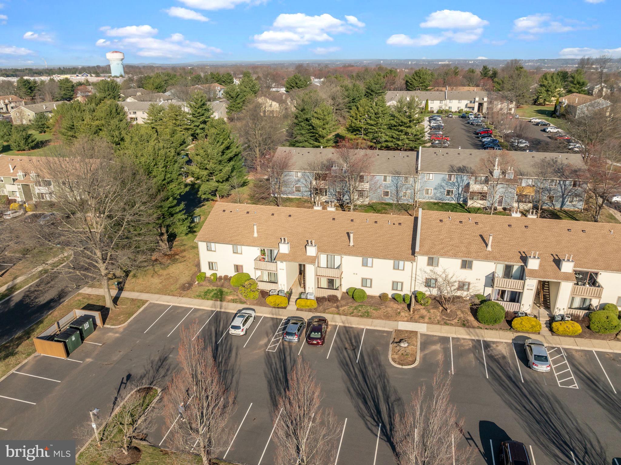 WOOD HOLLOW - Residential