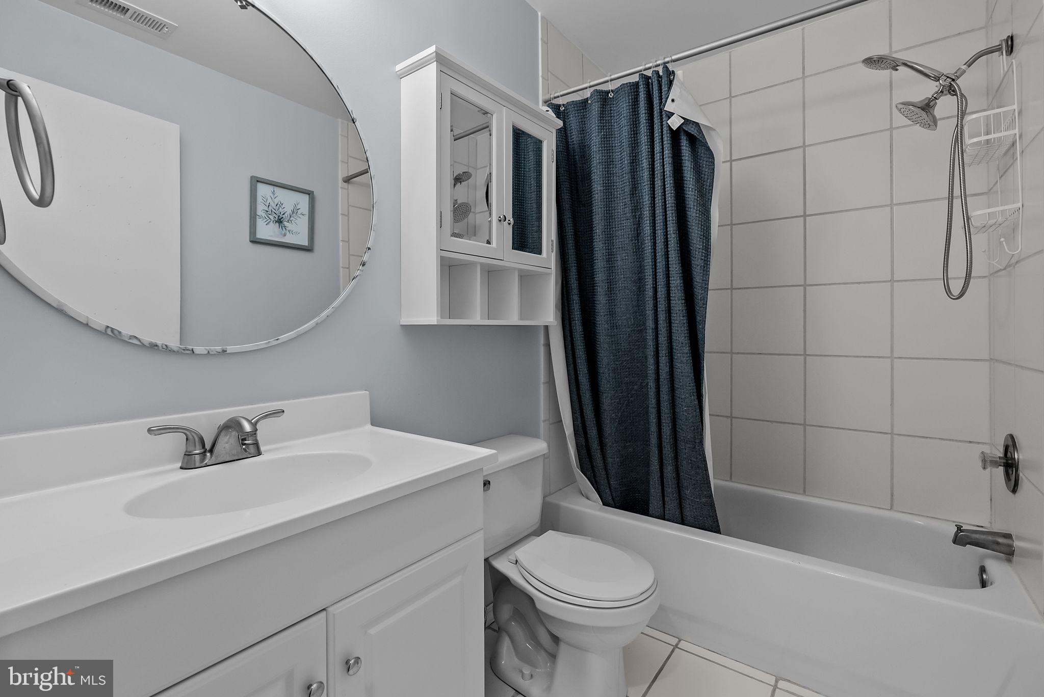 WOOD HOLLOW - Residential