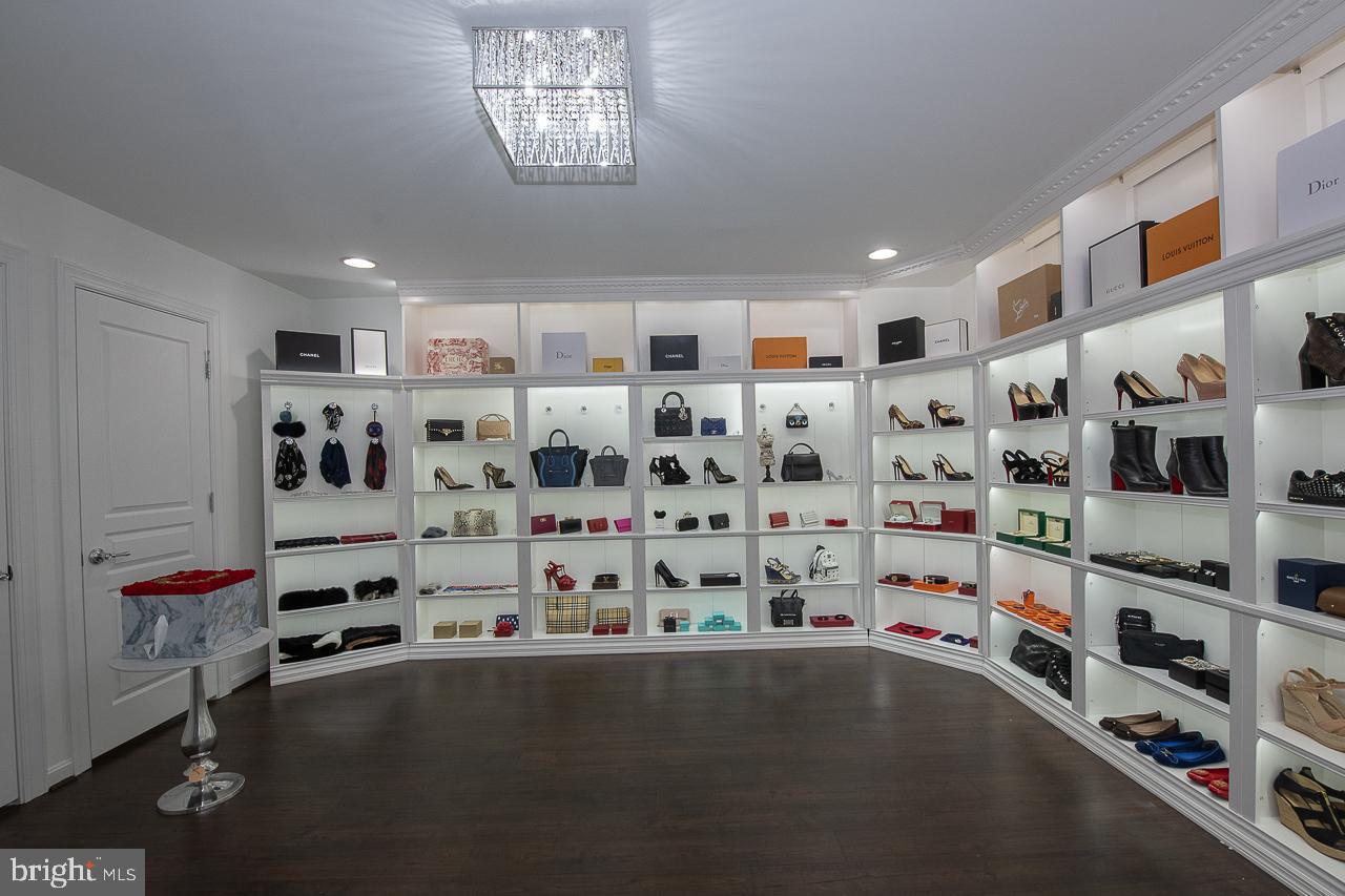 DEERFIELD - Residential