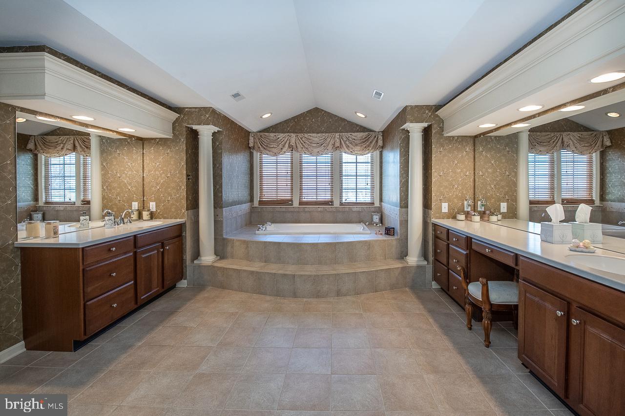 DEERFIELD - Residential