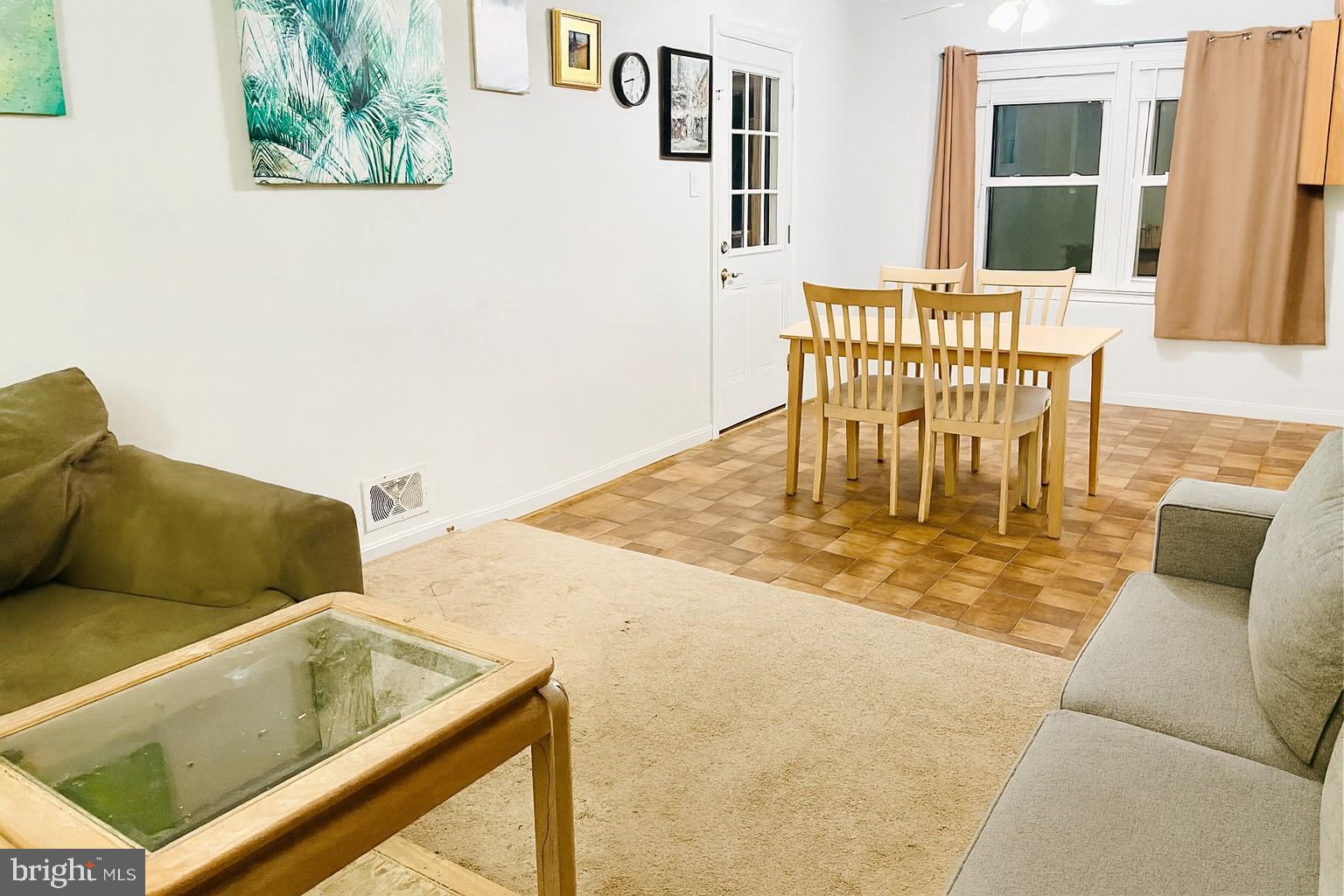 POHICK ESTATES - Residential Lease