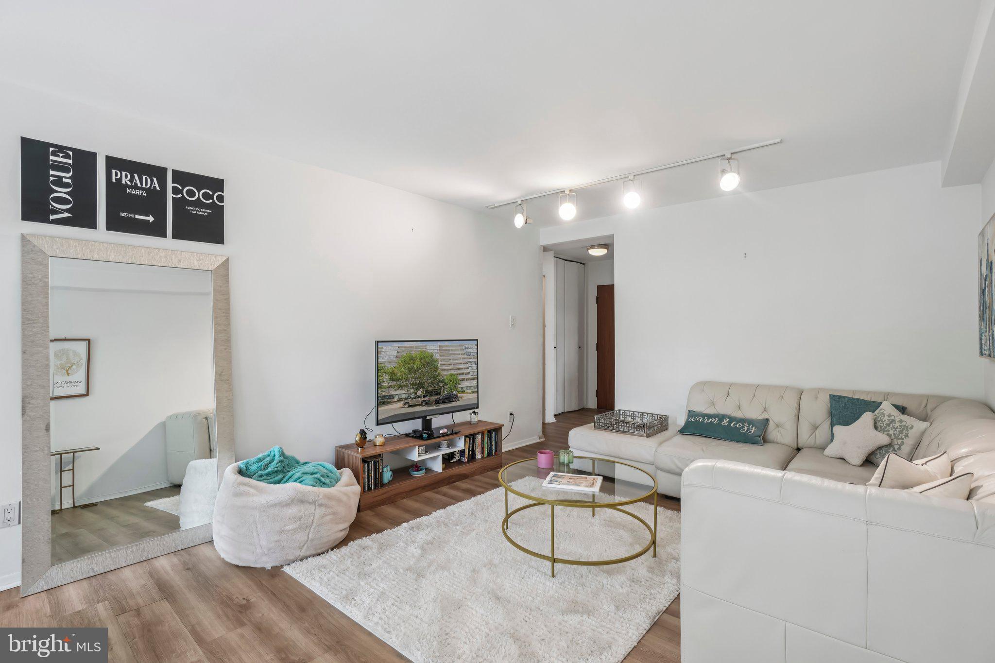 730 24TH STREET NW 205