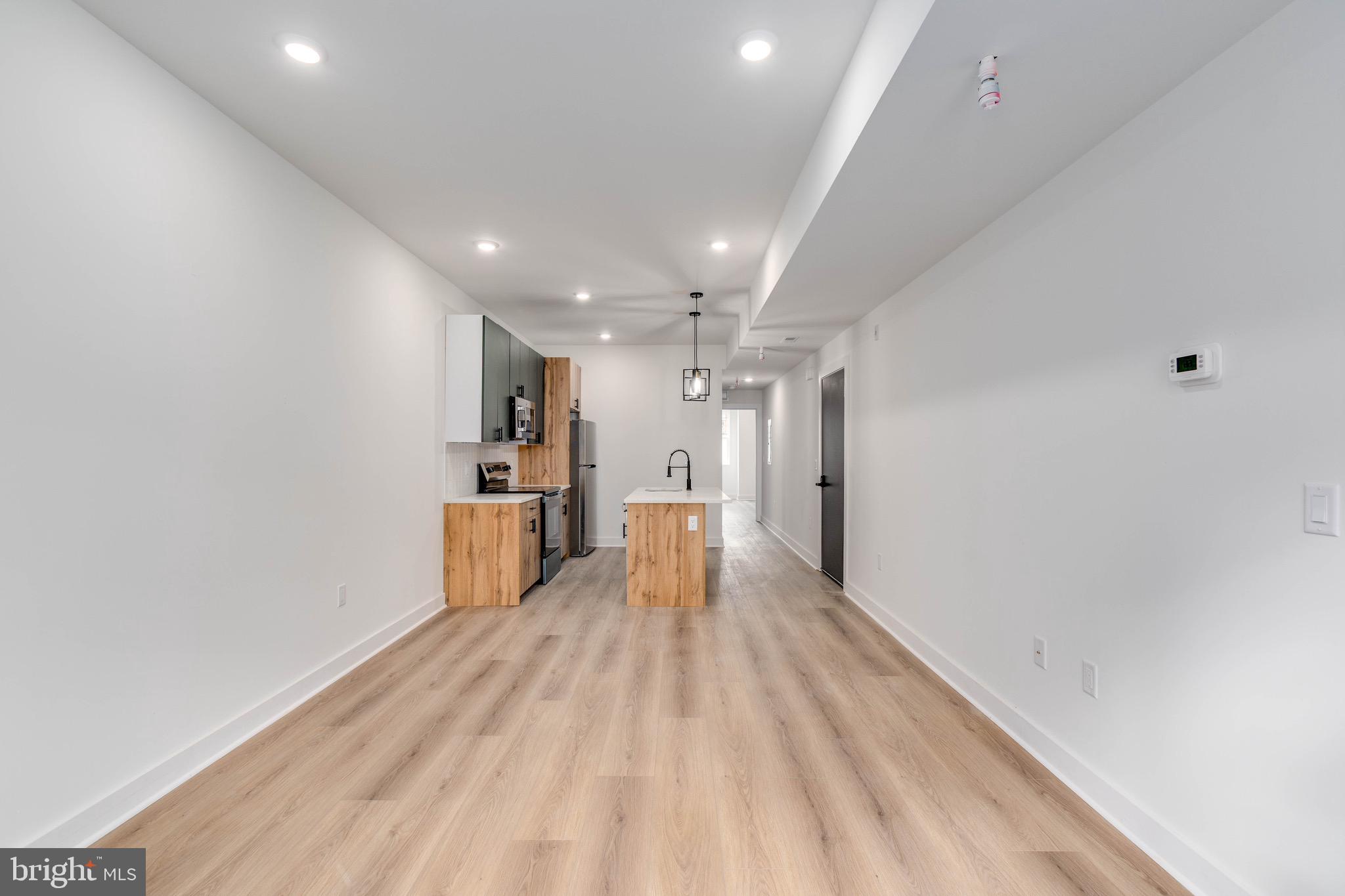 NORRIS SQUARE - Residential Lease