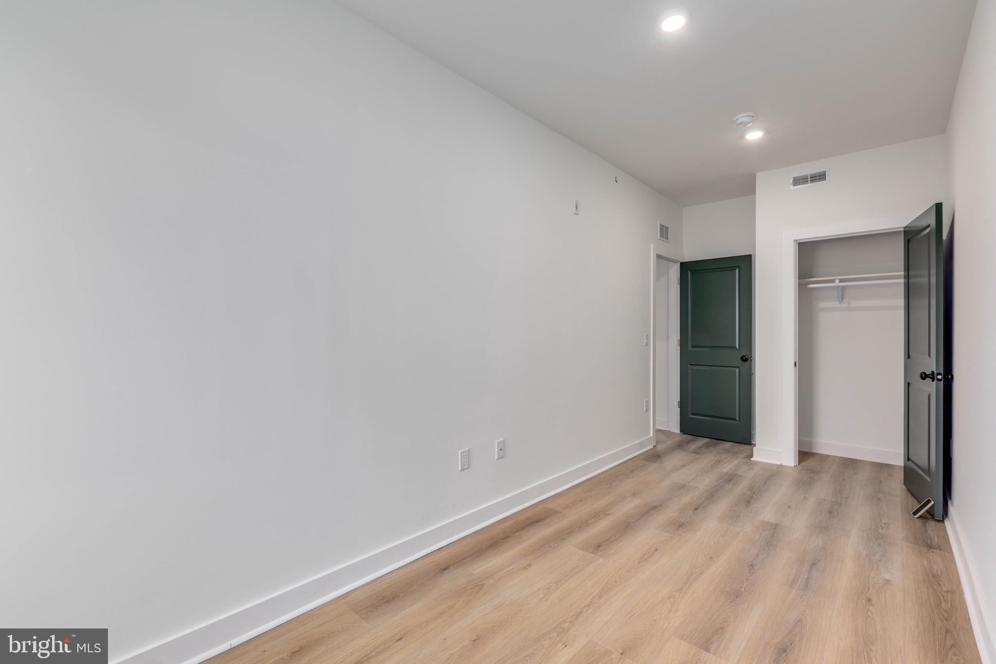 NORRIS SQUARE - Residential Lease