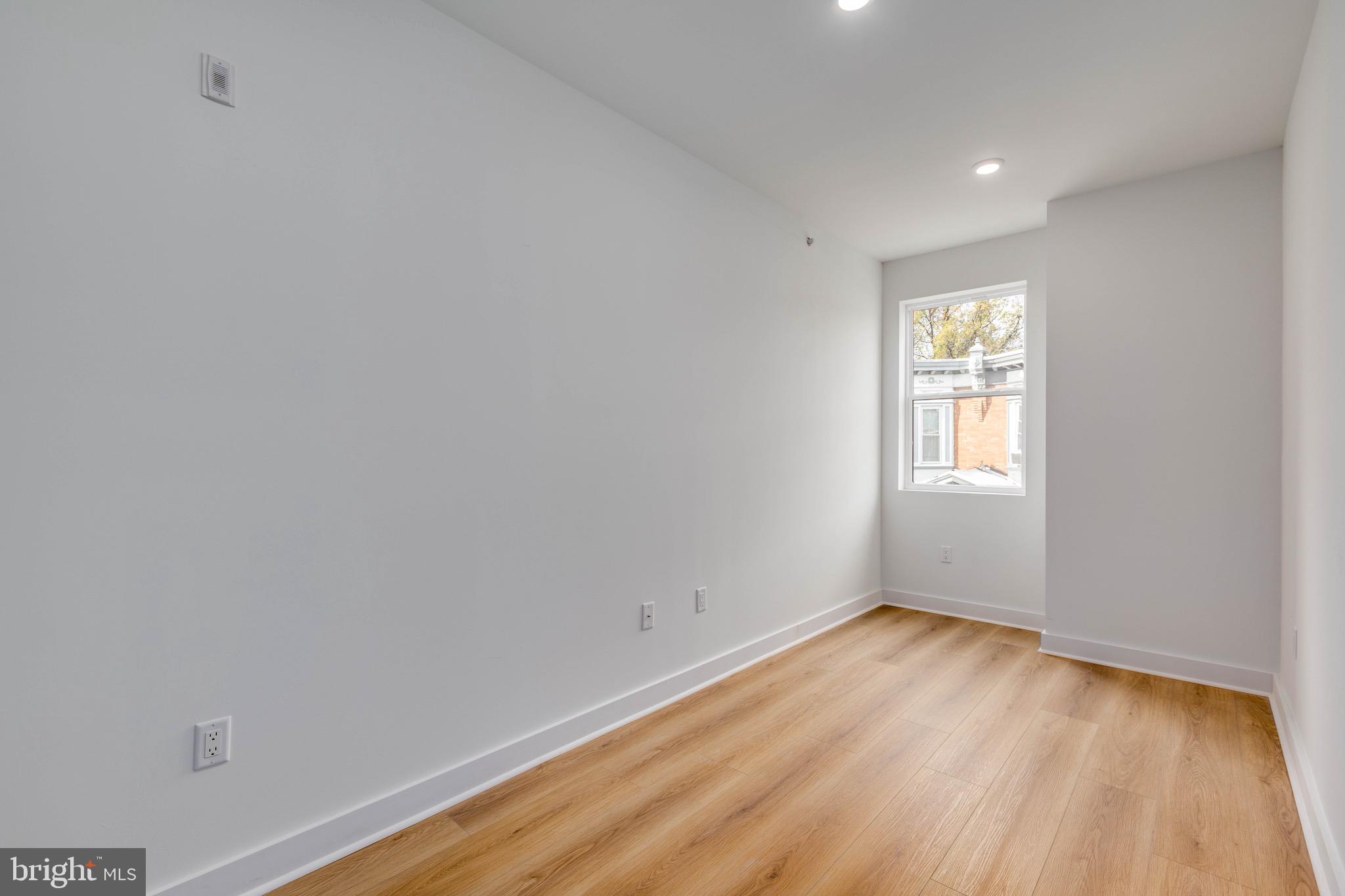 NORRIS SQUARE - Residential Lease