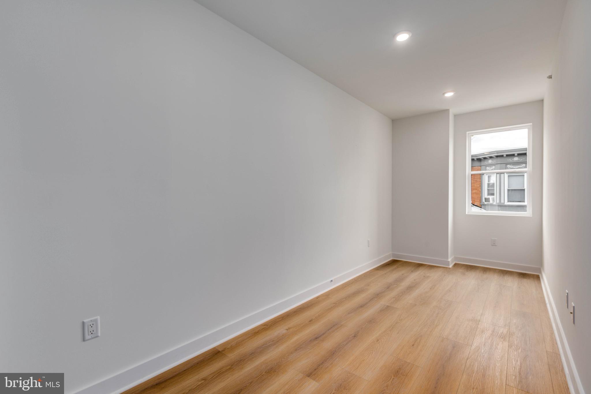 NORRIS SQUARE - Residential Lease