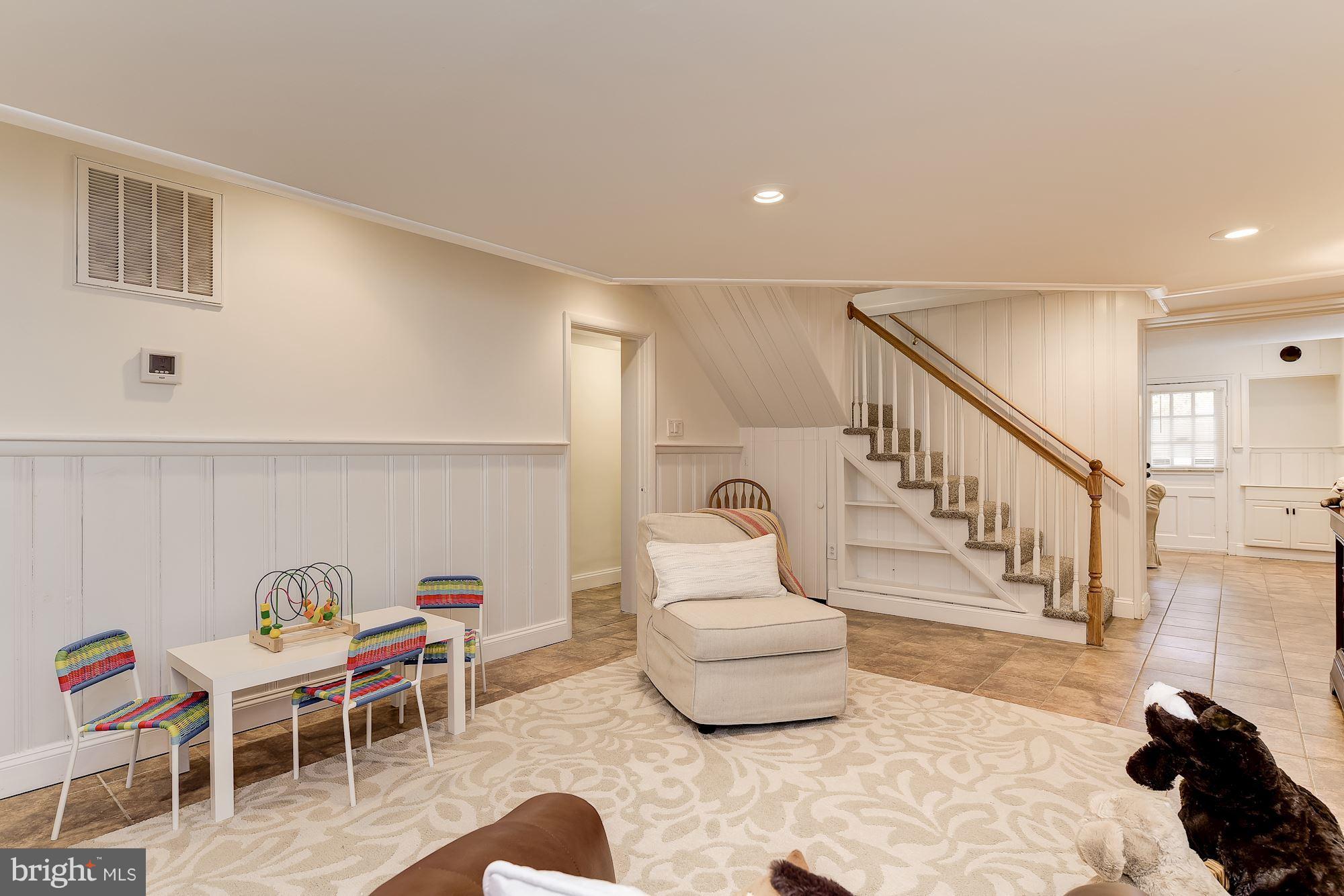 CHEVY CHASE - Residential