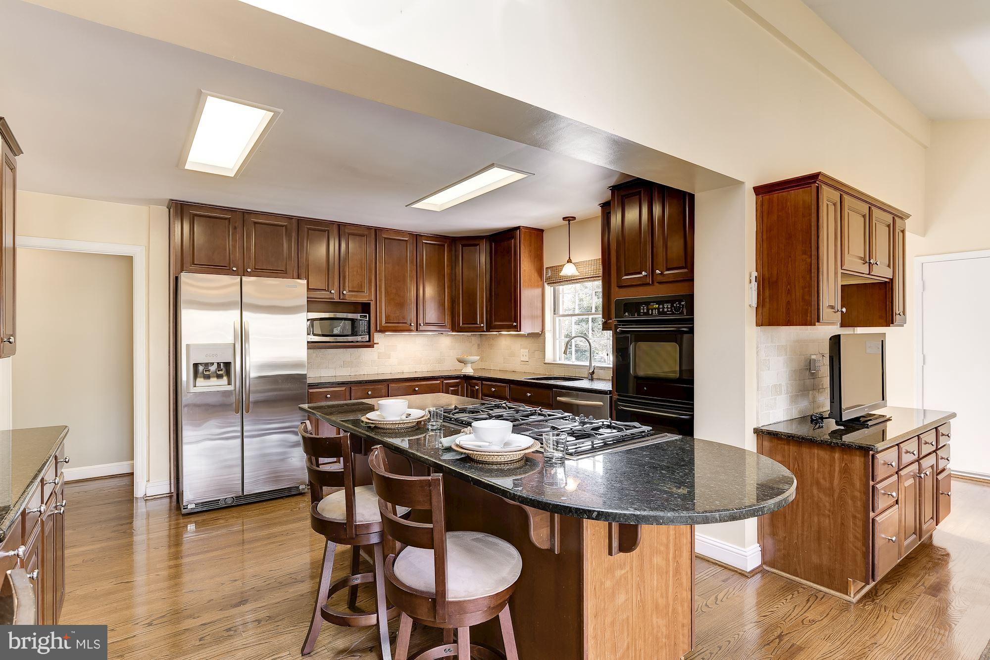 CHEVY CHASE - Residential