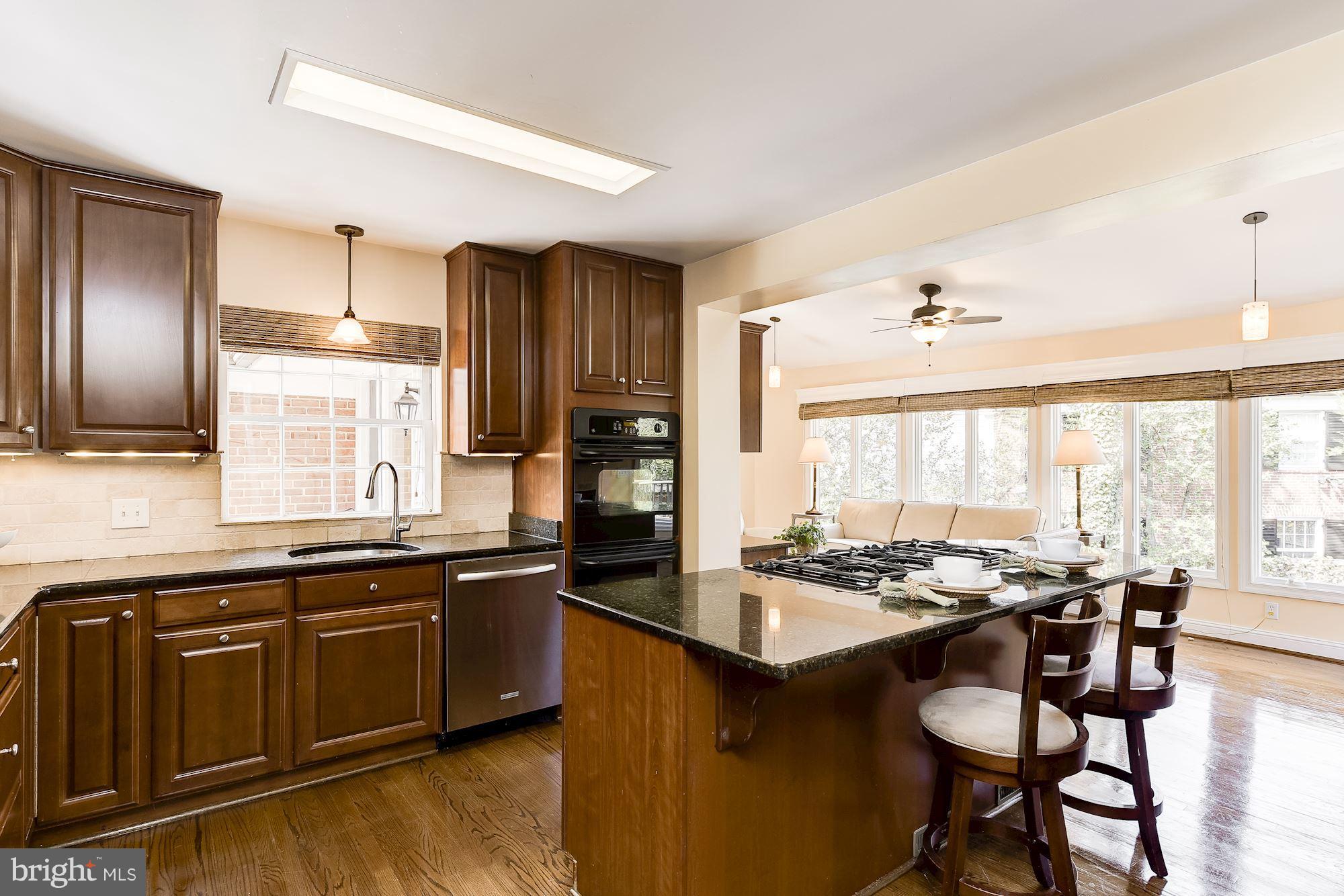 CHEVY CHASE - Residential