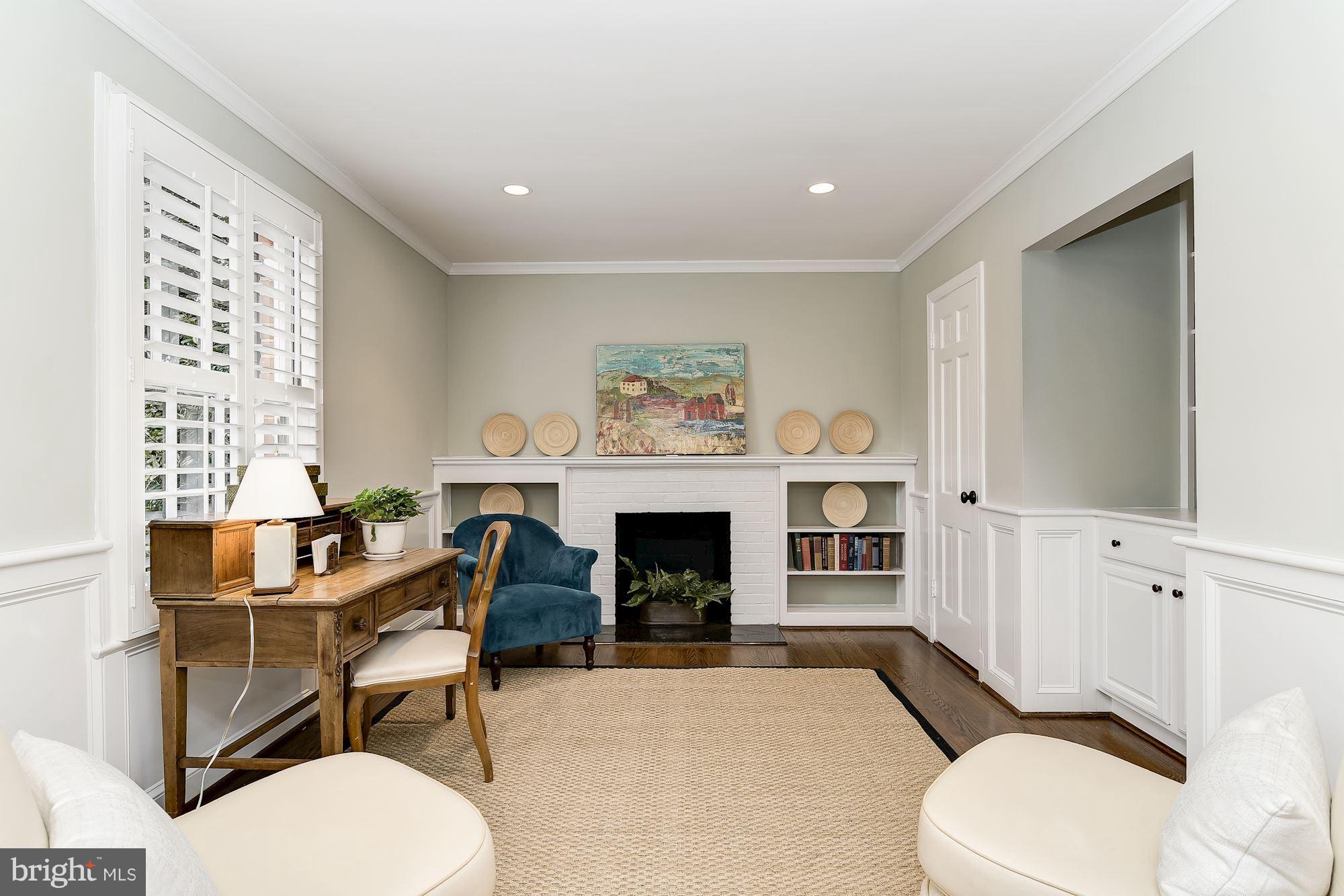 CHEVY CHASE - Residential