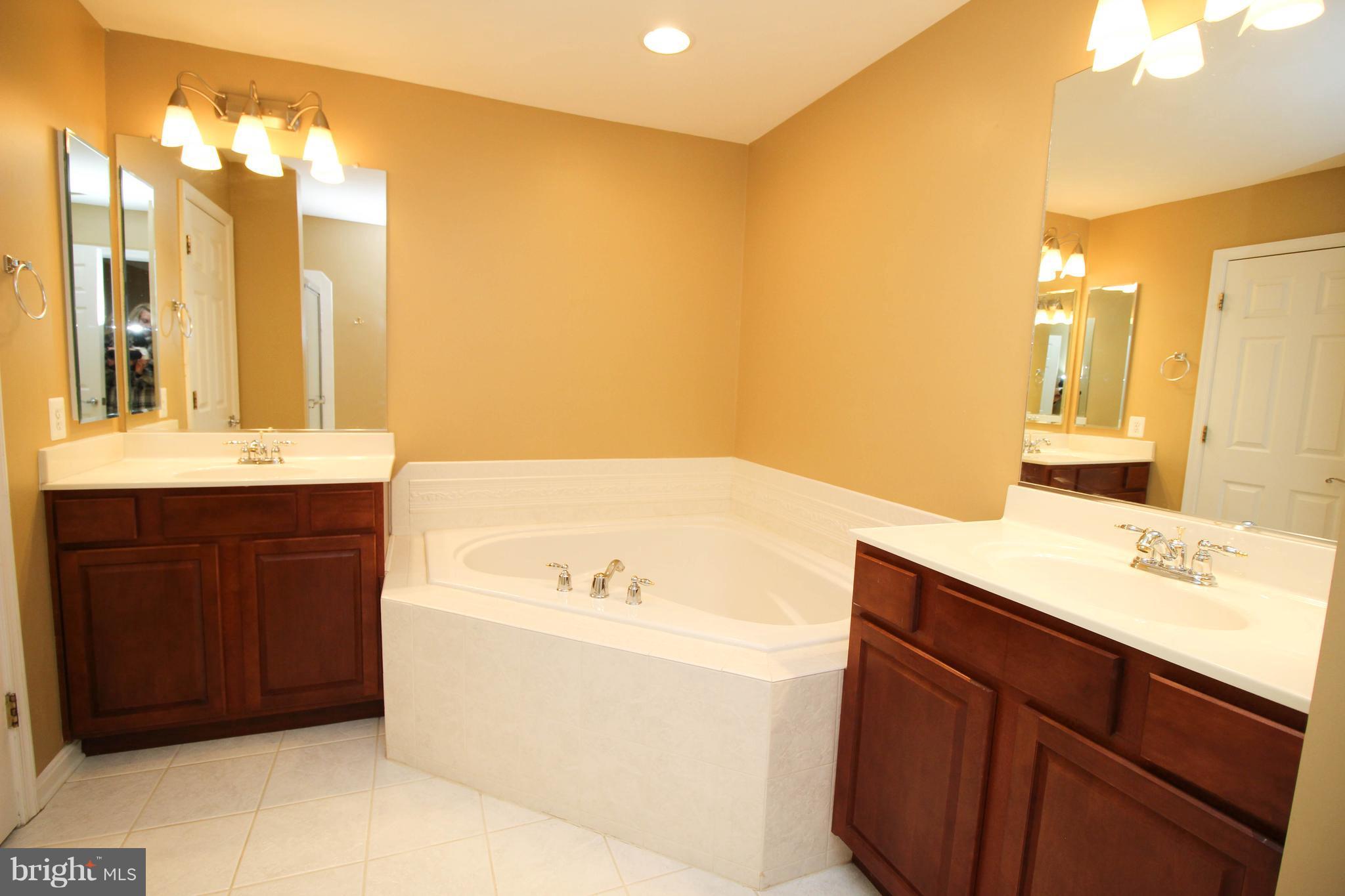 VALE MEADOWS - Residential Lease