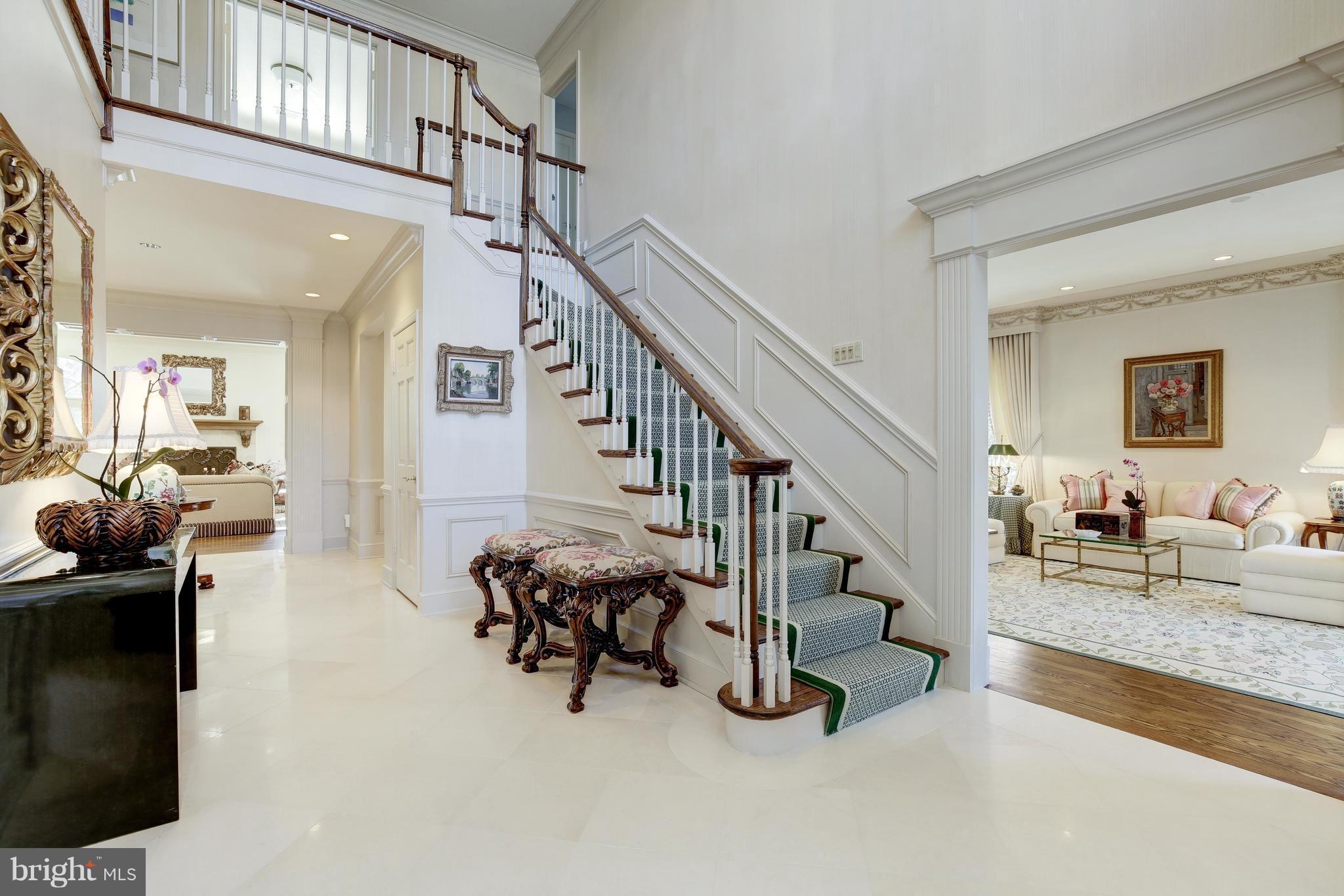 POTOMAC OUTSIDE - Residential