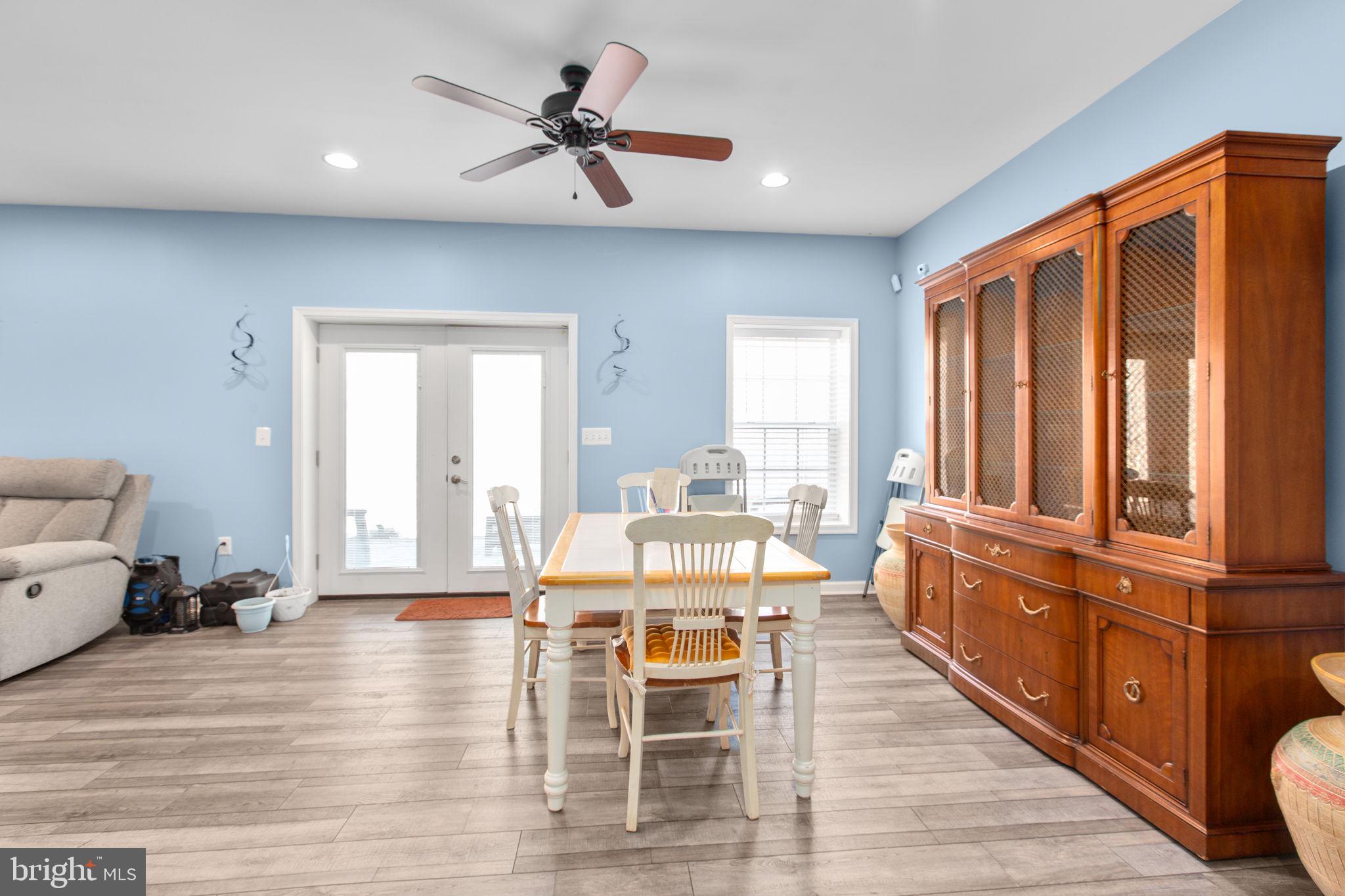 STAFFORD ESTATES - Residential