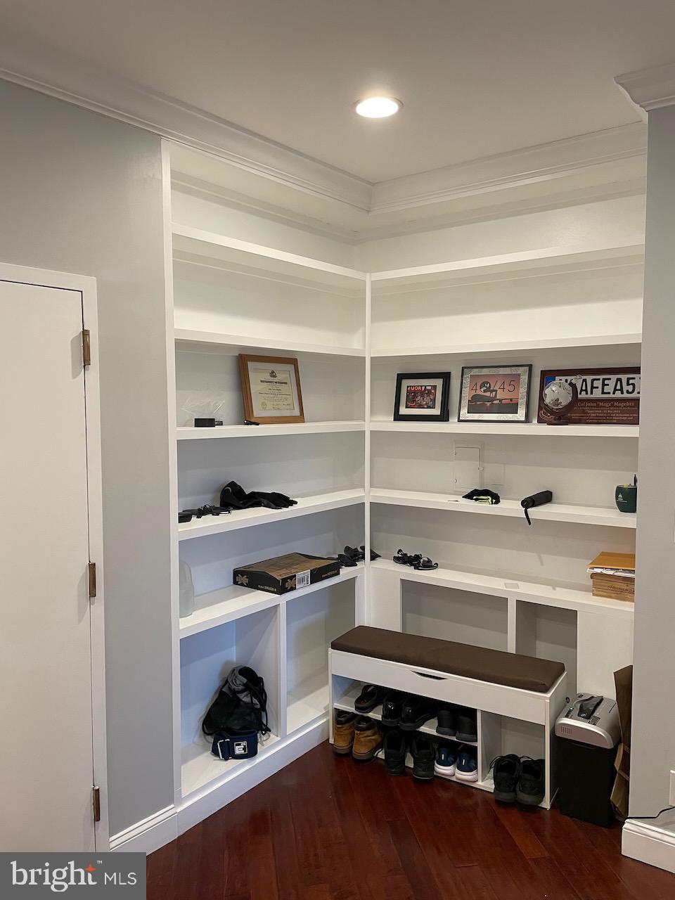 1805 CRYSTAL DRIVE 1104S