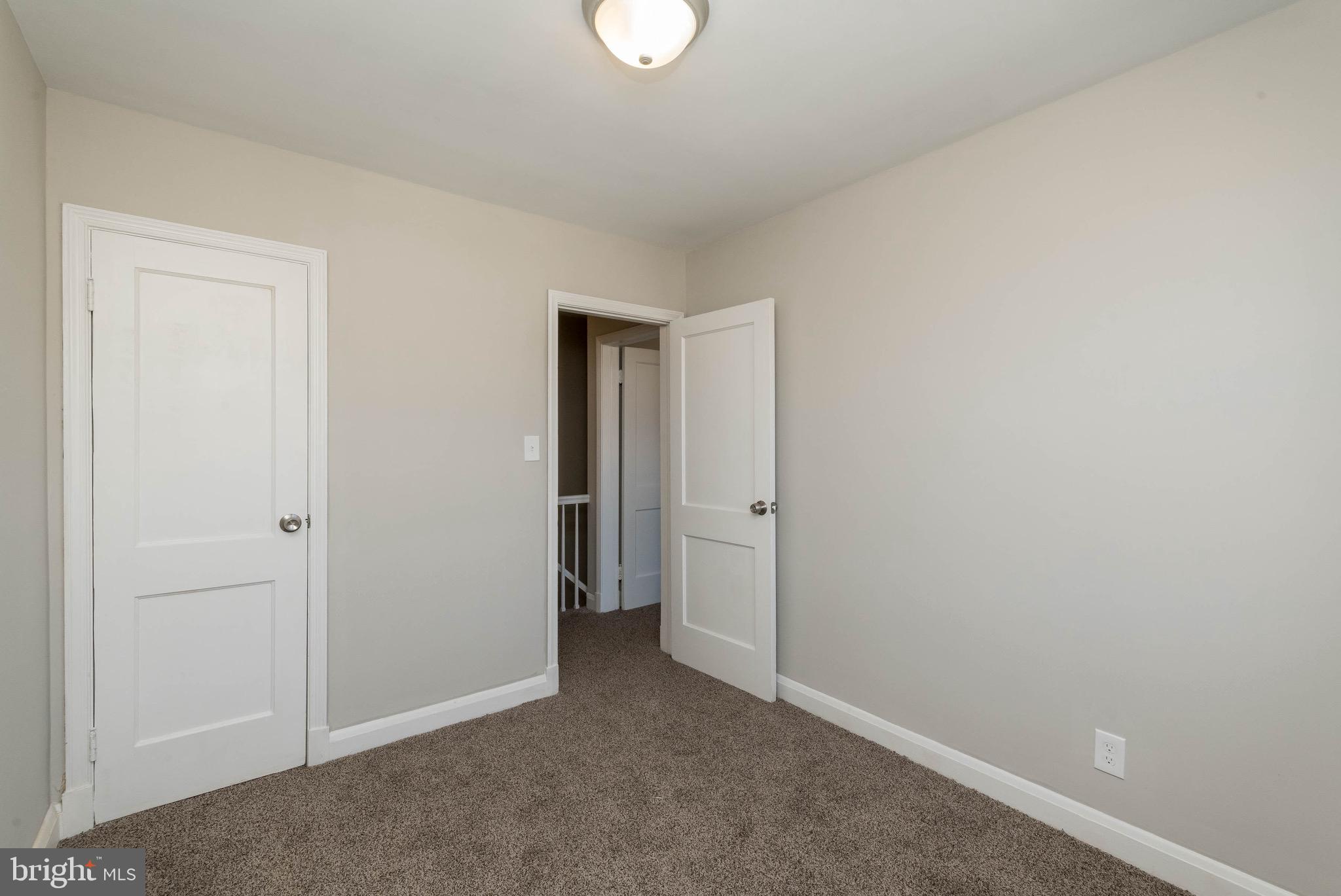 PERRING LOCH - Residential