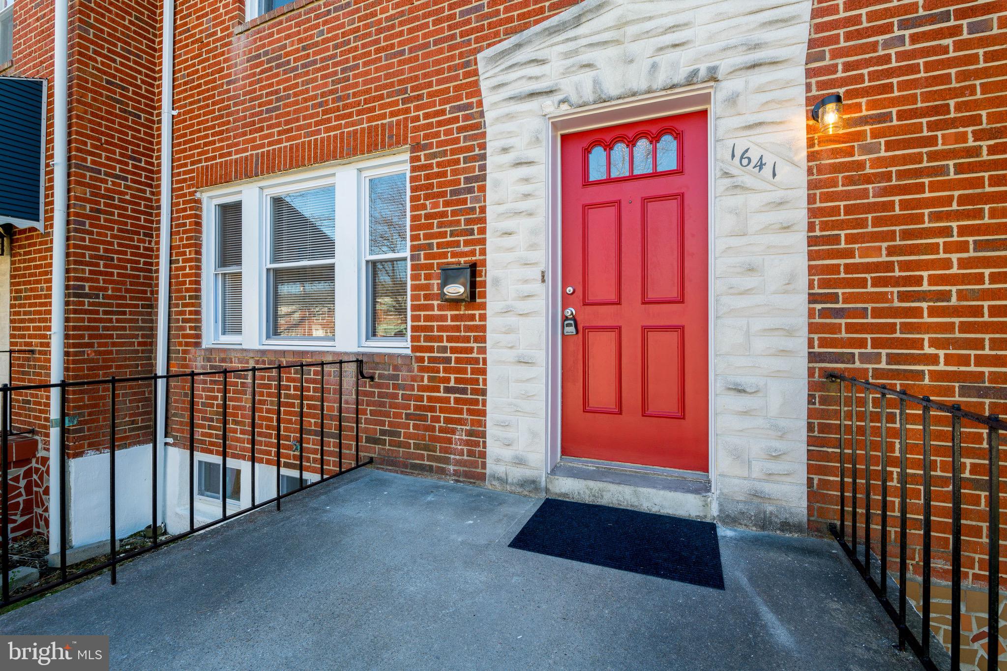 PERRING LOCH - Residential