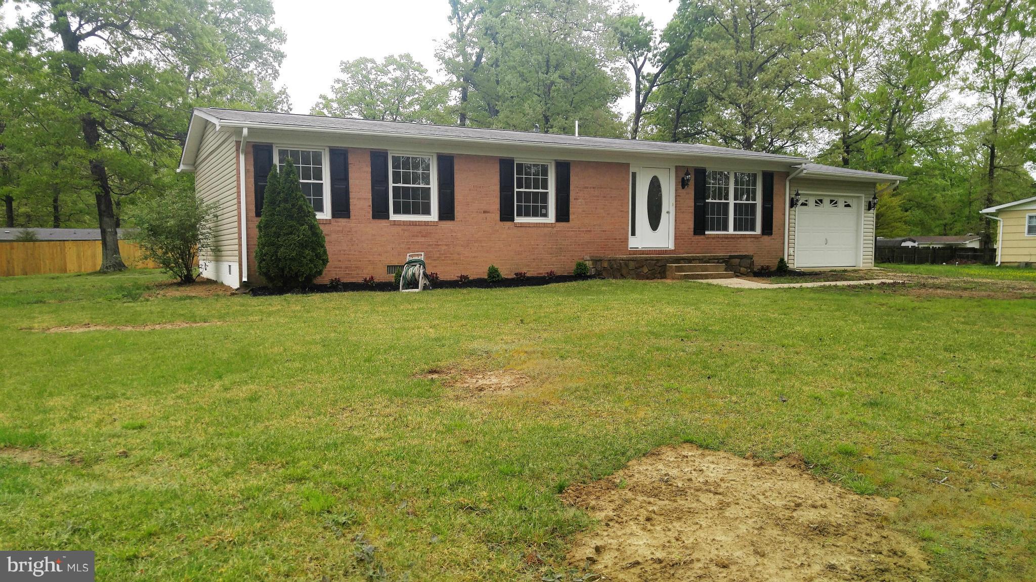 BAREFOOT ACRES - Residential