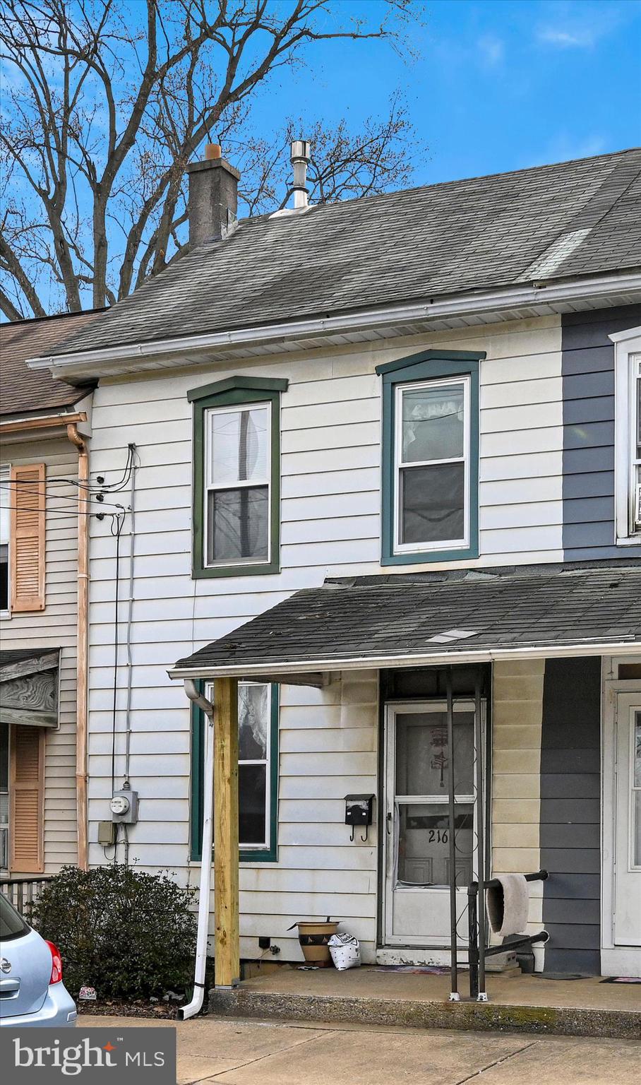 216 E DONEGAL STREET