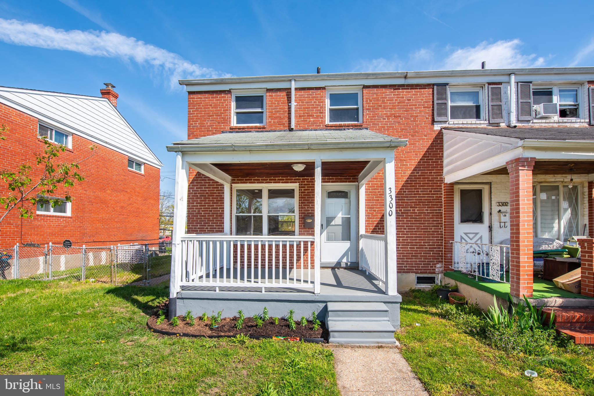 CHARLESMONT - Residential Lease