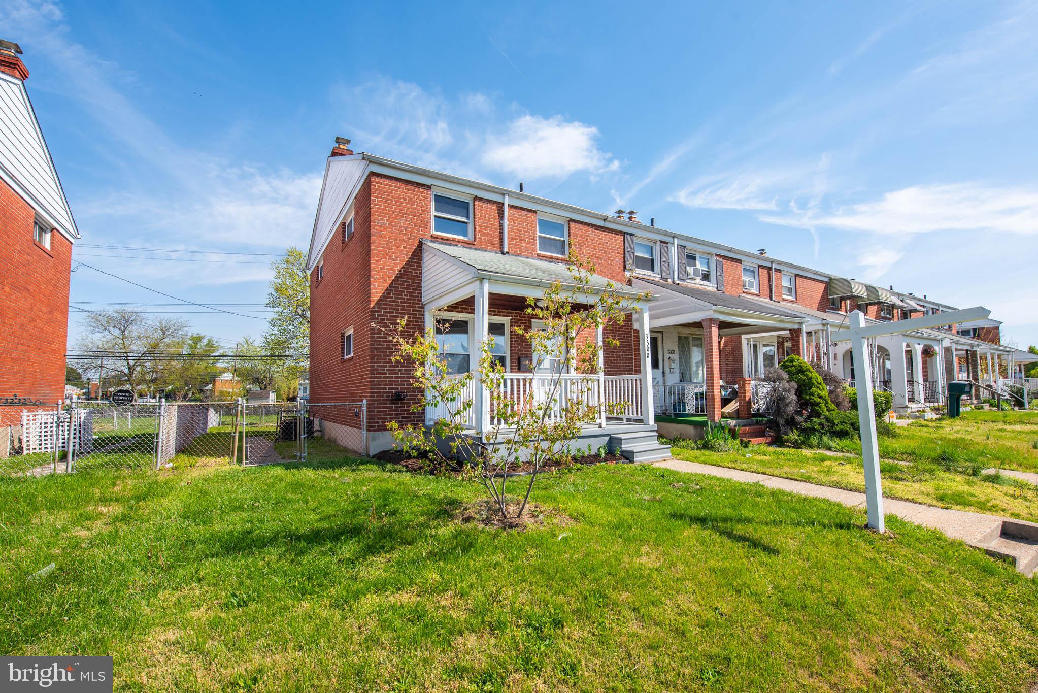 CHARLESMONT - Residential Lease