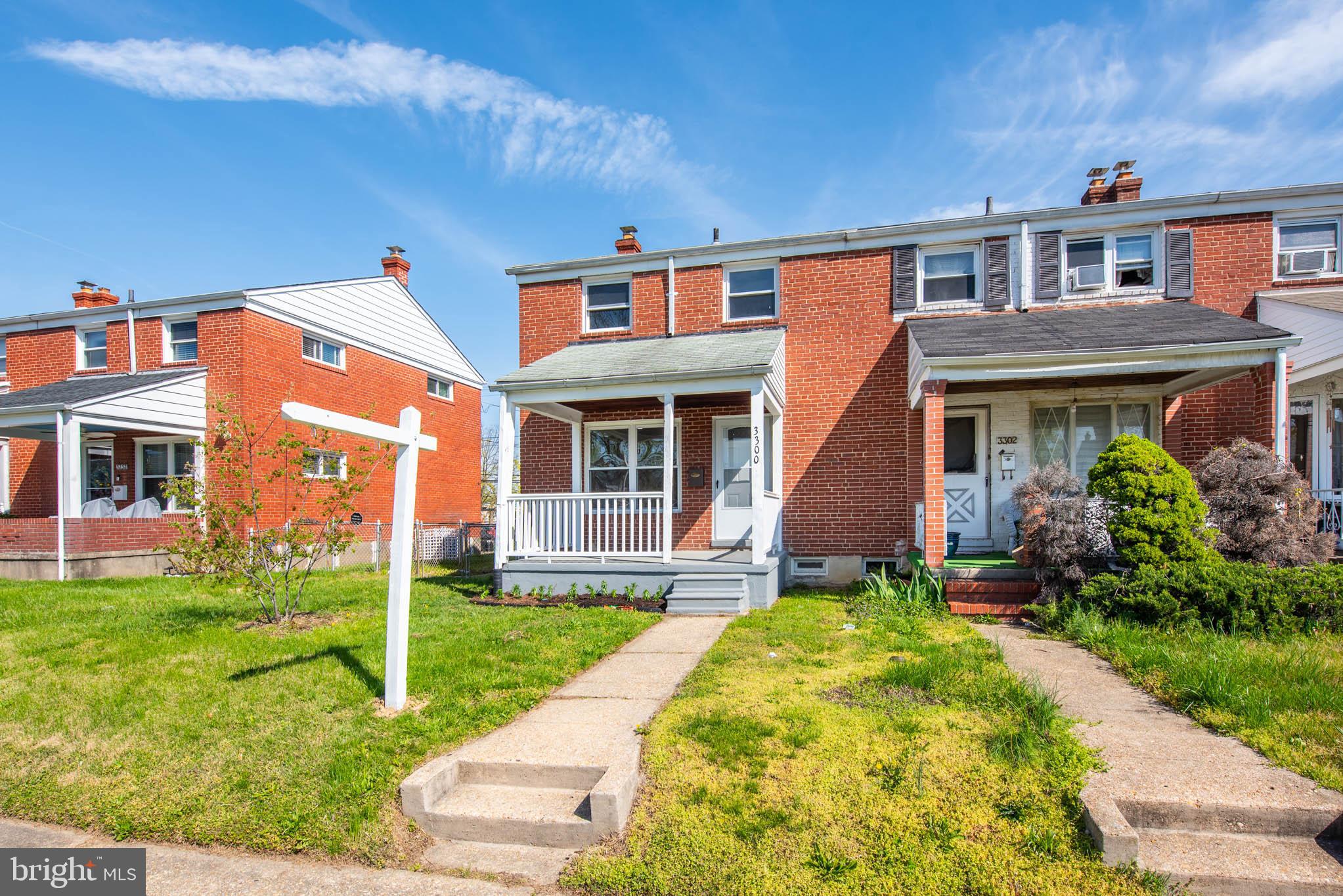CHARLESMONT - Residential Lease