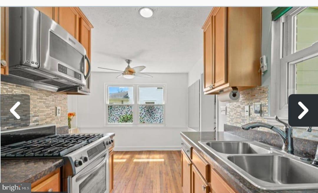 FAIRFAX WOODS - Residential Lease