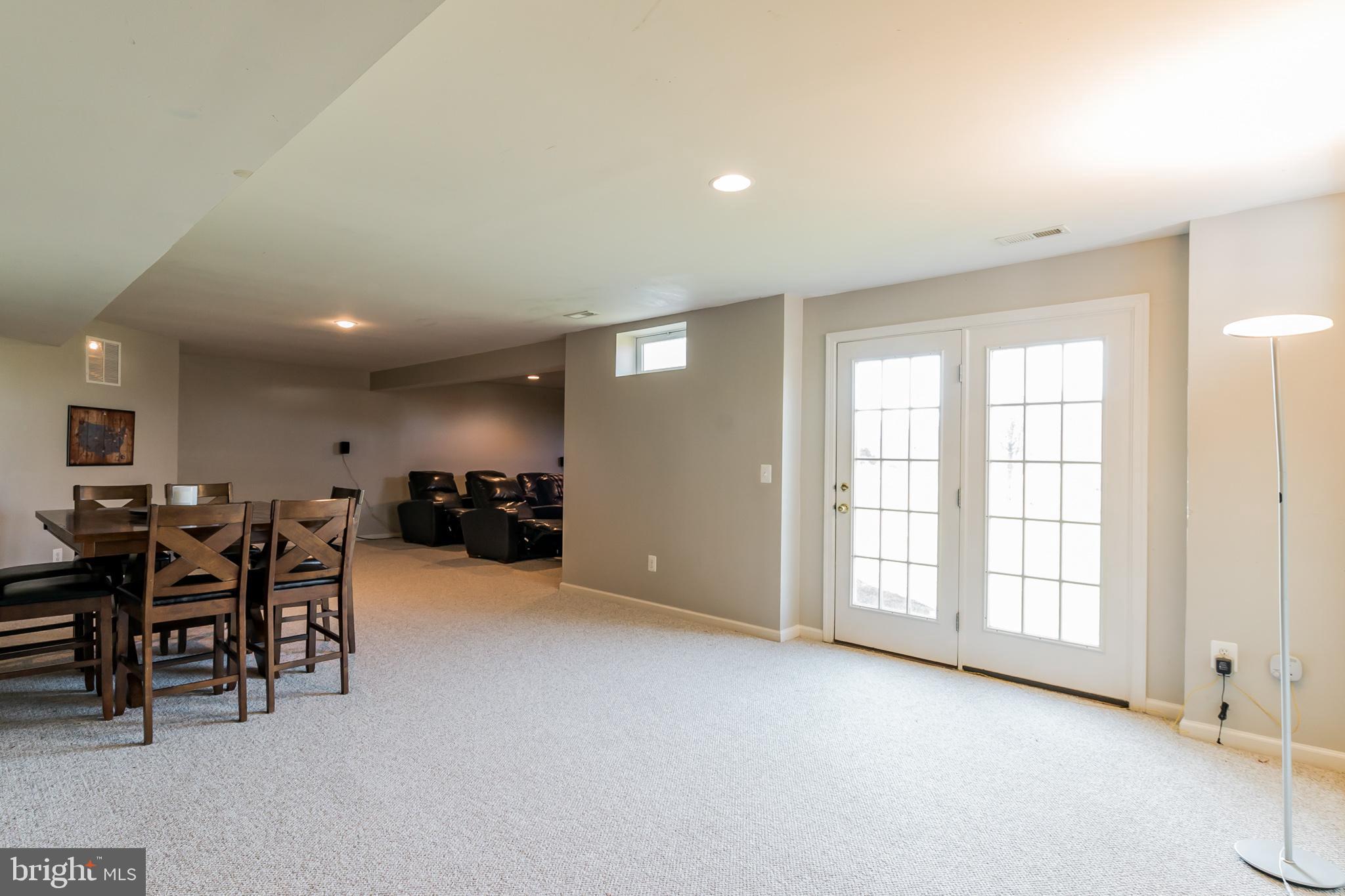 JONES FARM - Residential Lease