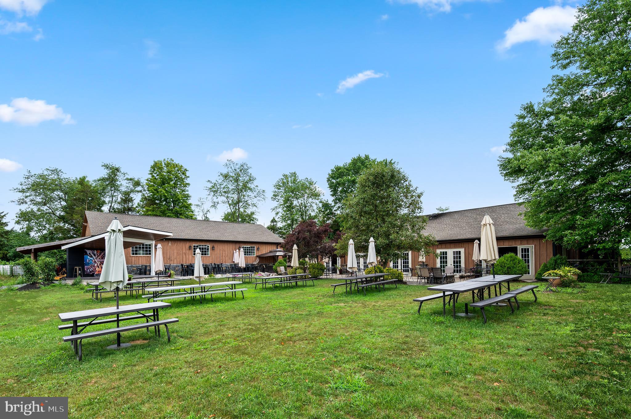 FARM VIEW - Residential