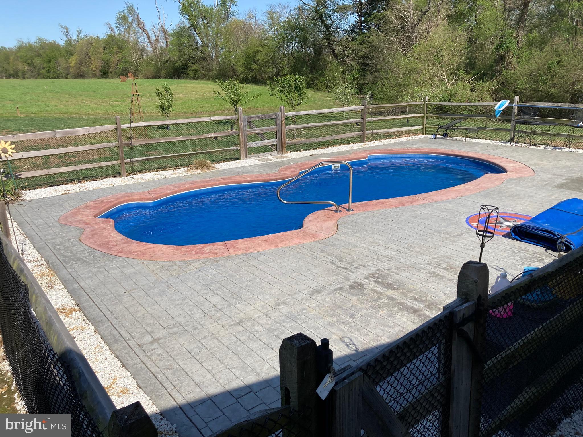 NONE  NO HOA - Residential