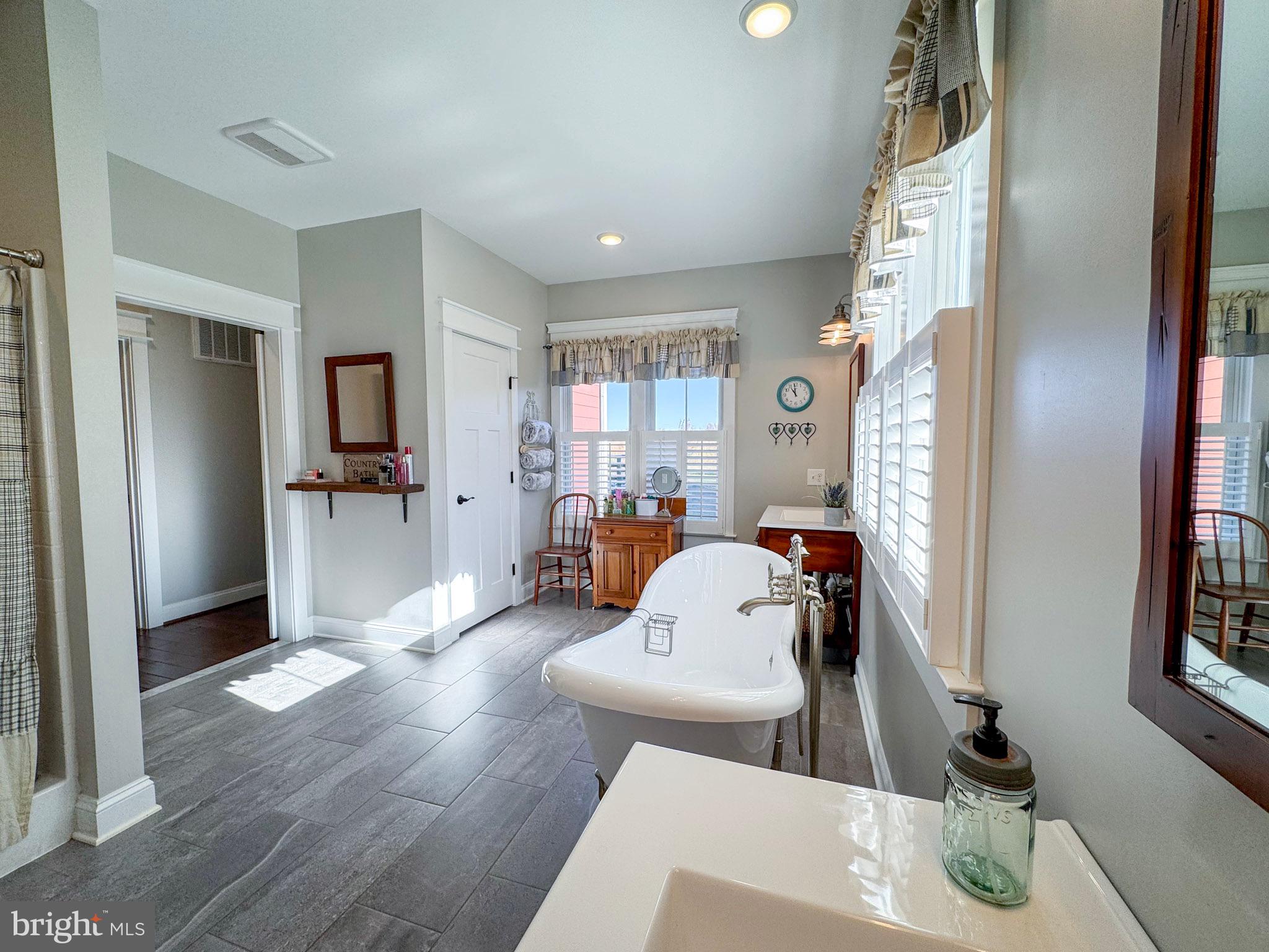 NONE  NO HOA - Residential