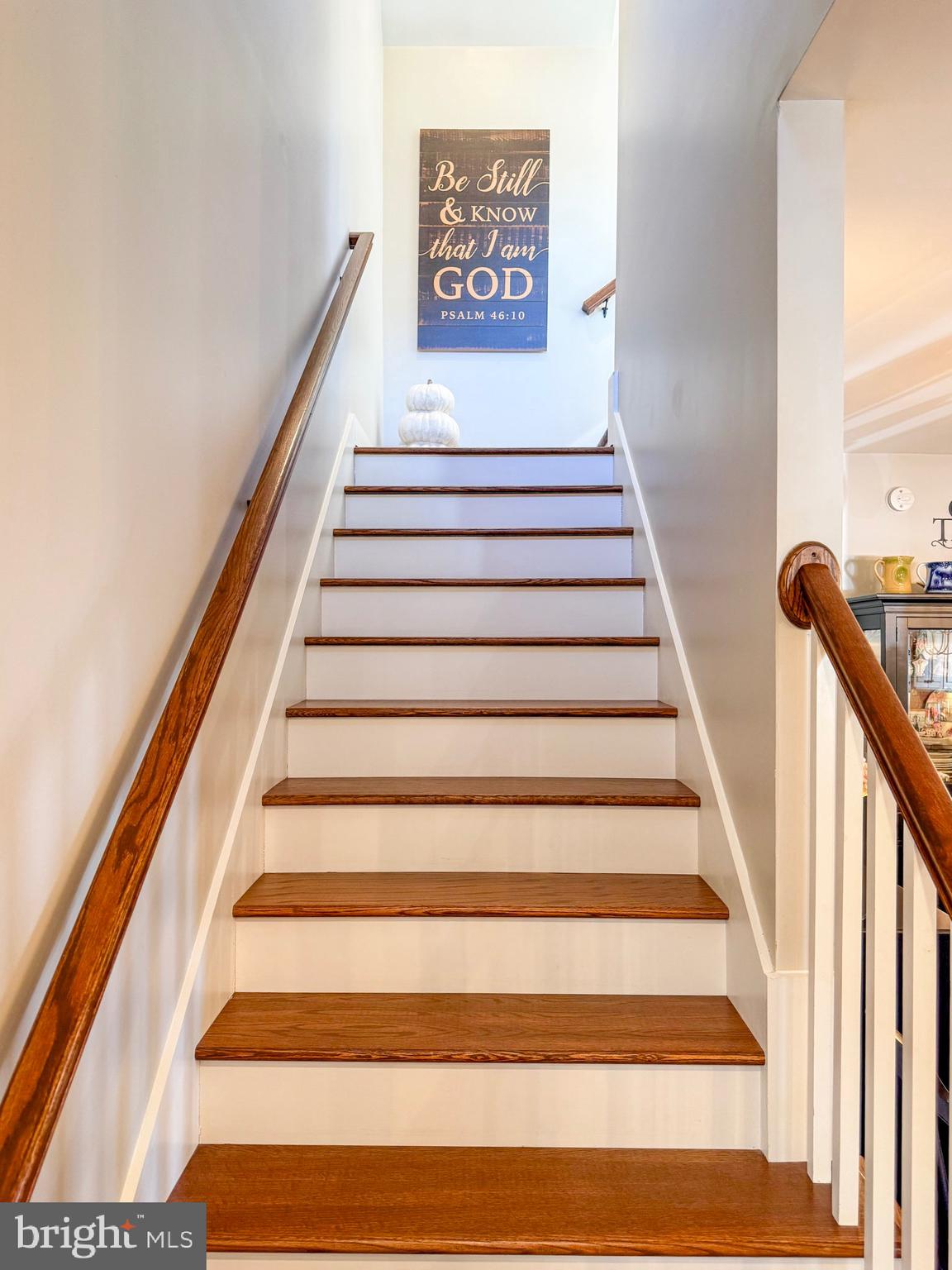 NONE  NO HOA - Residential