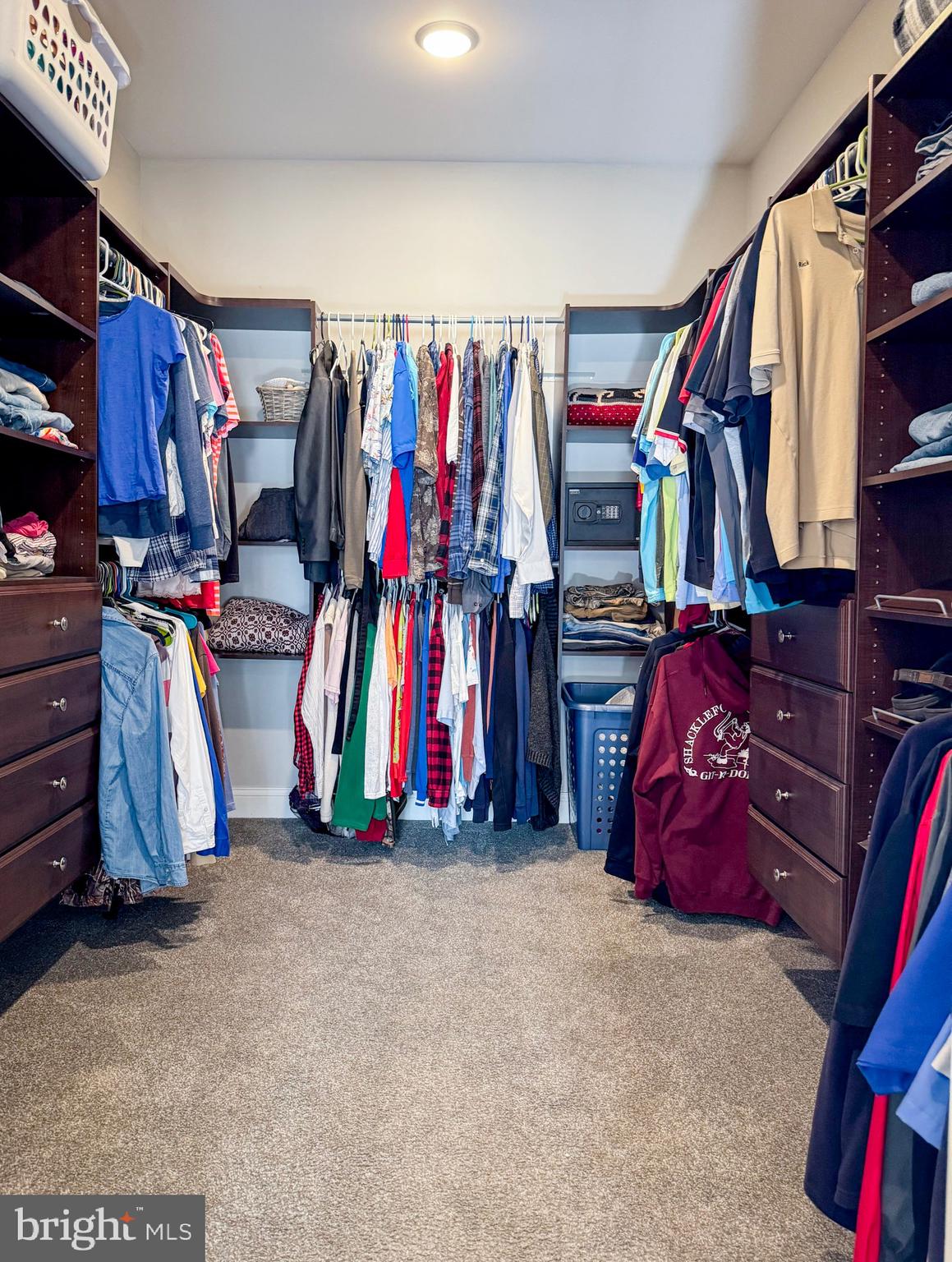 NONE  NO HOA - Residential