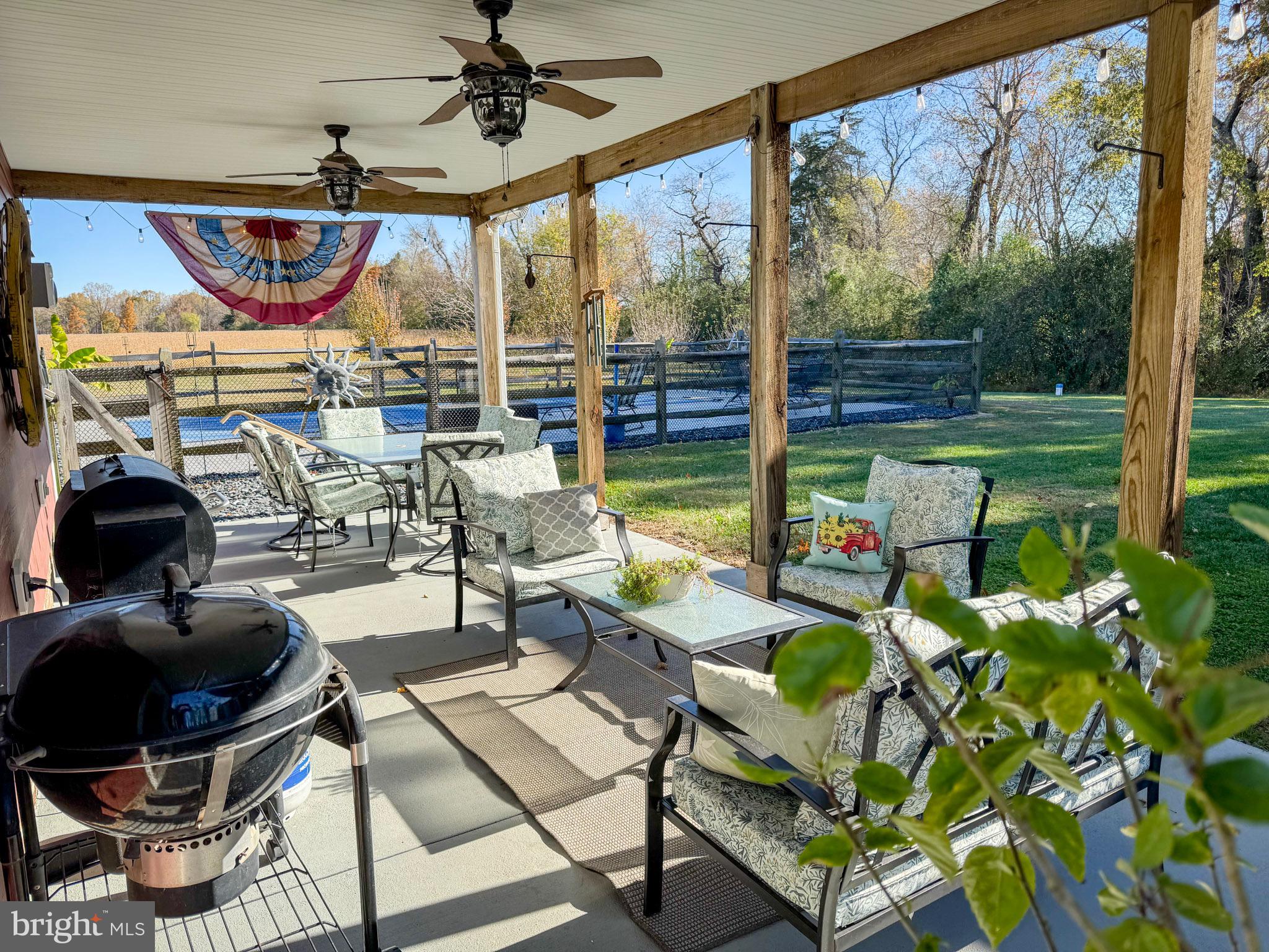 NONE  NO HOA - Residential