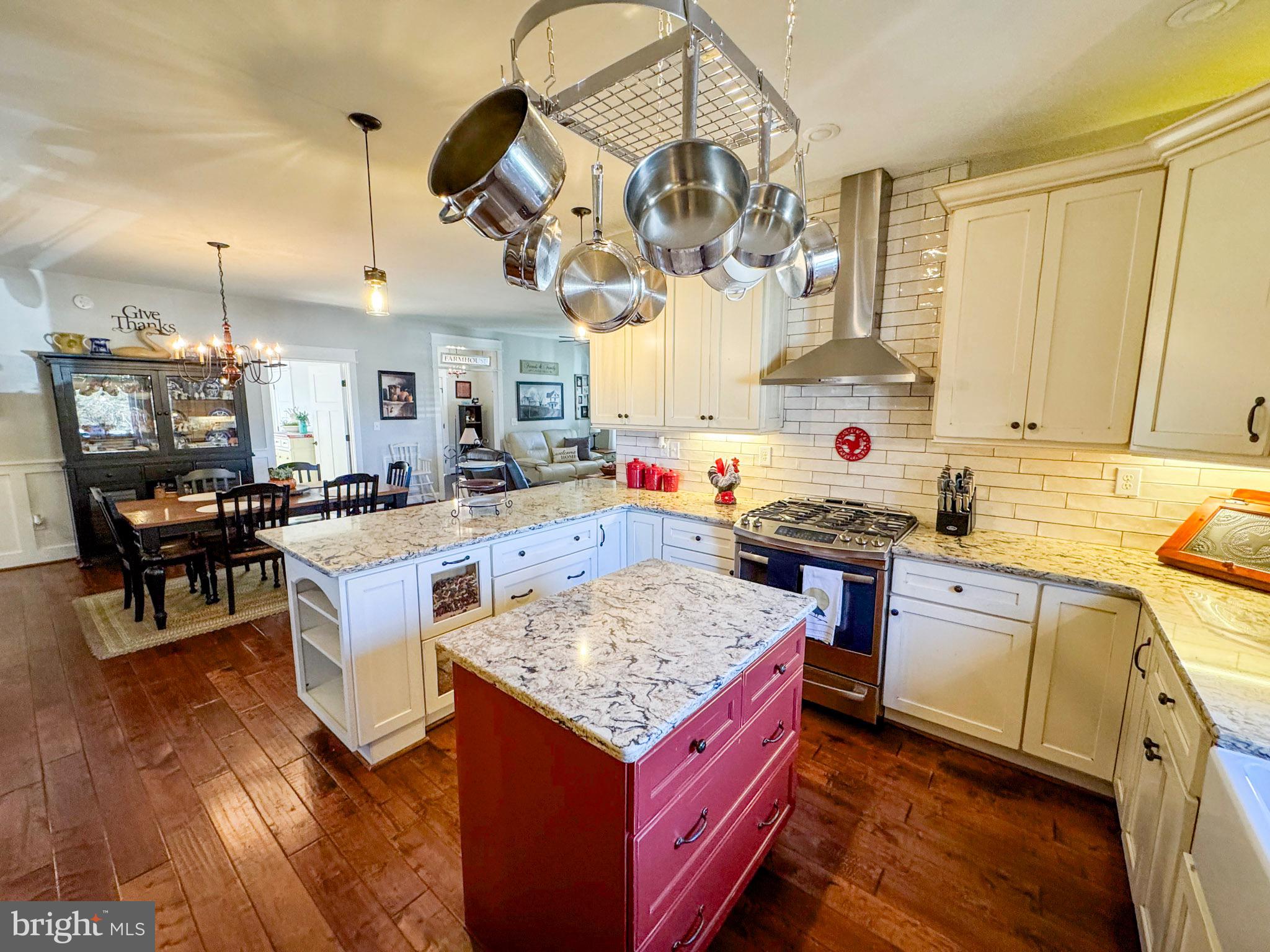 NONE  NO HOA - Residential