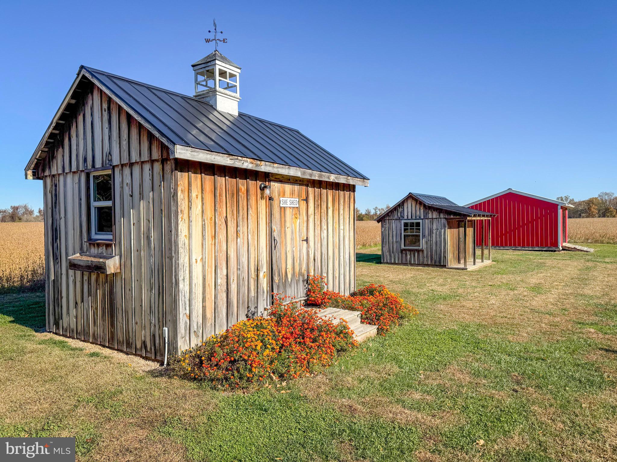 NONE  NO HOA - Residential