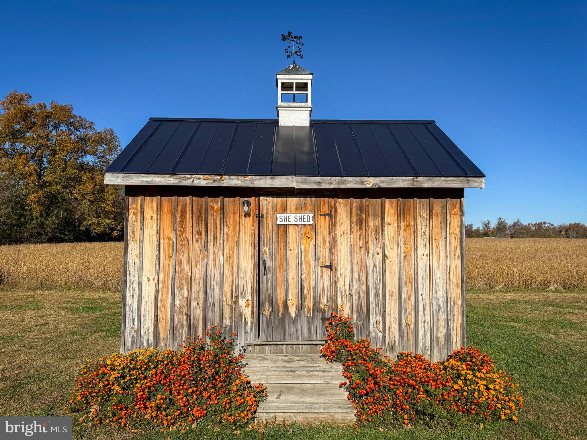 NONE  NO HOA - Residential