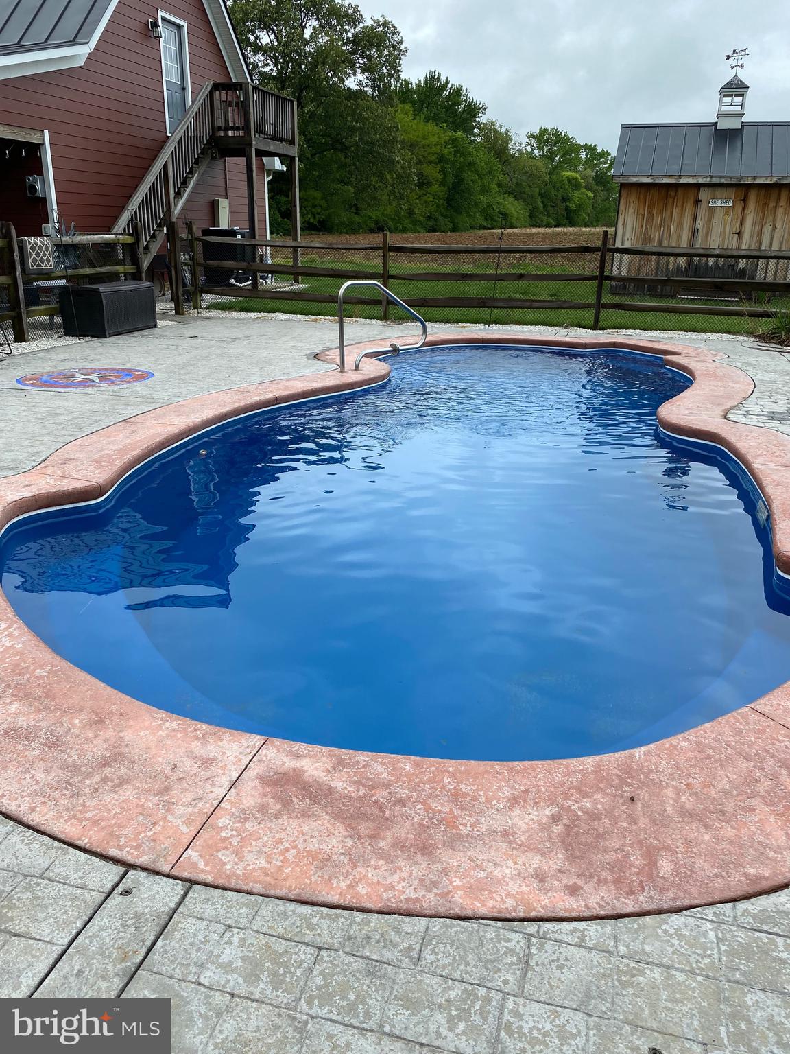 NONE  NO HOA - Residential