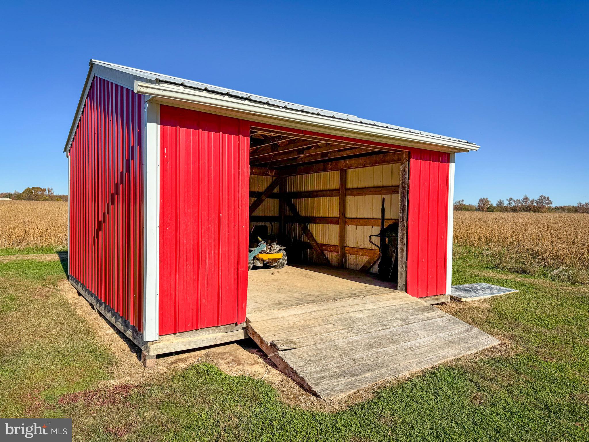 NONE  NO HOA - Residential